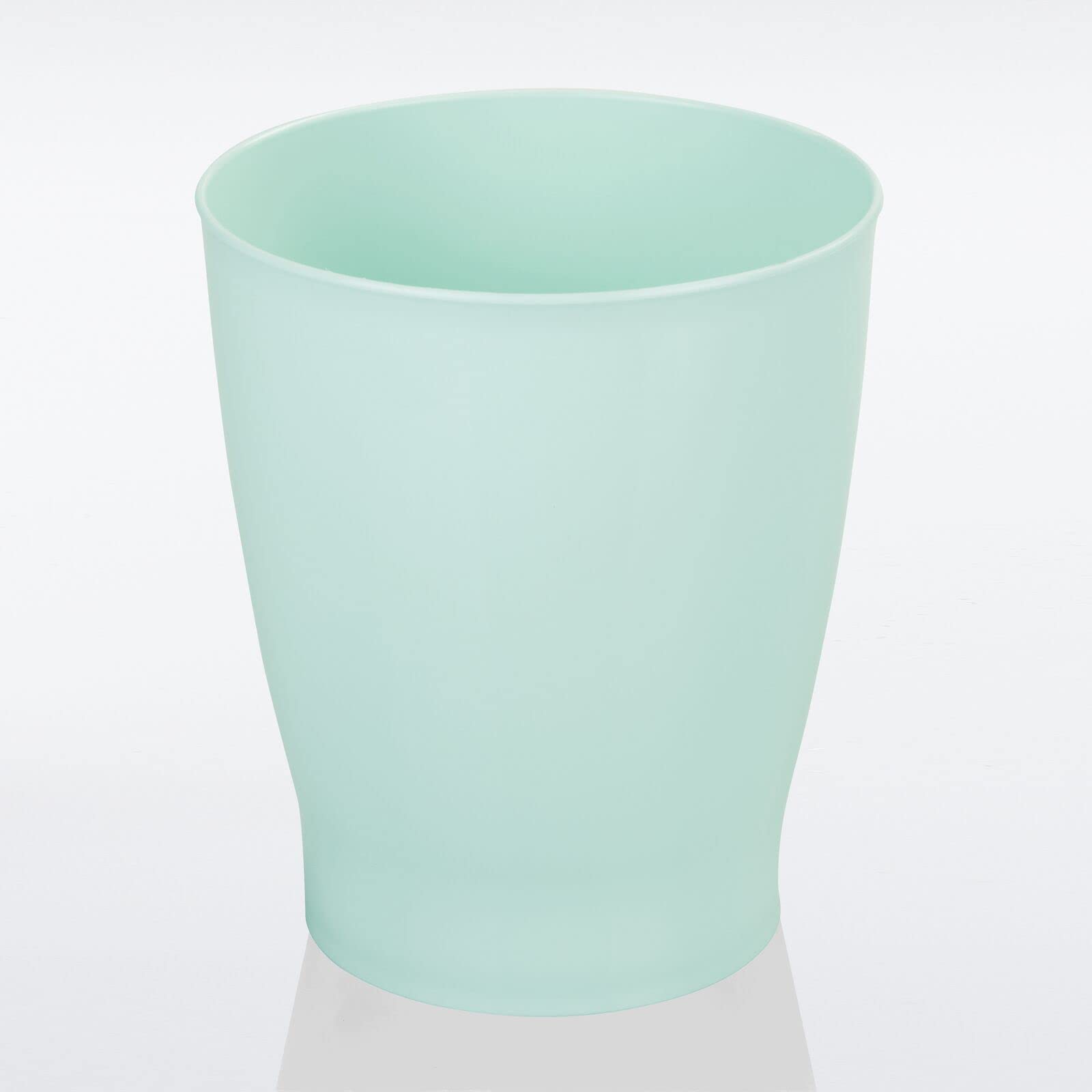 mDesign Round Plastic Bathroom Trash Can - 1.25 Gallon Small Waste Bin for Bathroom, Bedroom, Kids Room - Mint Green Fyfe Collection - Perfect for Tight Spaces & Home Decor