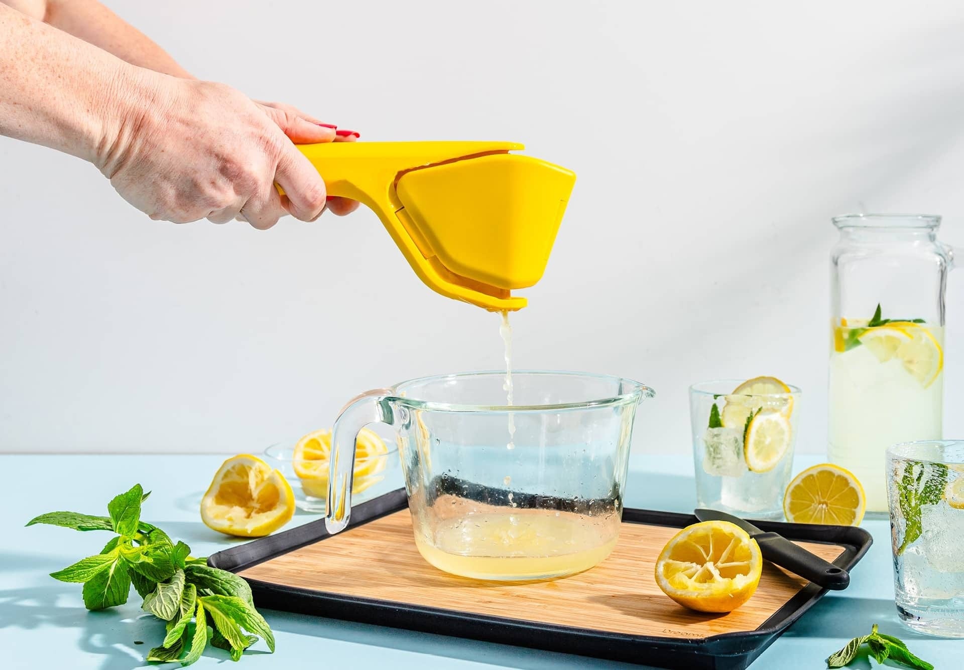Dreamfarm Fluicer Lime Juicer - Premium Manual Citrus Press for Fresh Lime Juice - Perfect for Cocktails, Cooking & Healthy Drinks at Home or Bar