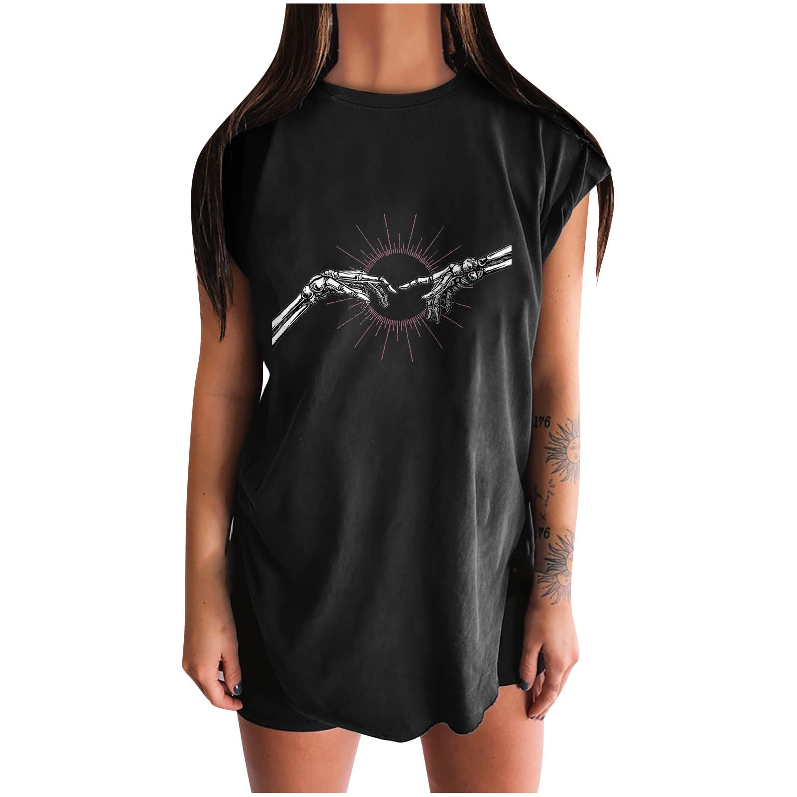 Vintage Summer Tops for Women - Trendy Y2K Side Split Graphic Tee - Plus Size Casual Crewneck T-Shirt - Perfect for Beach Outings, Music Festivals & Everyday Wear