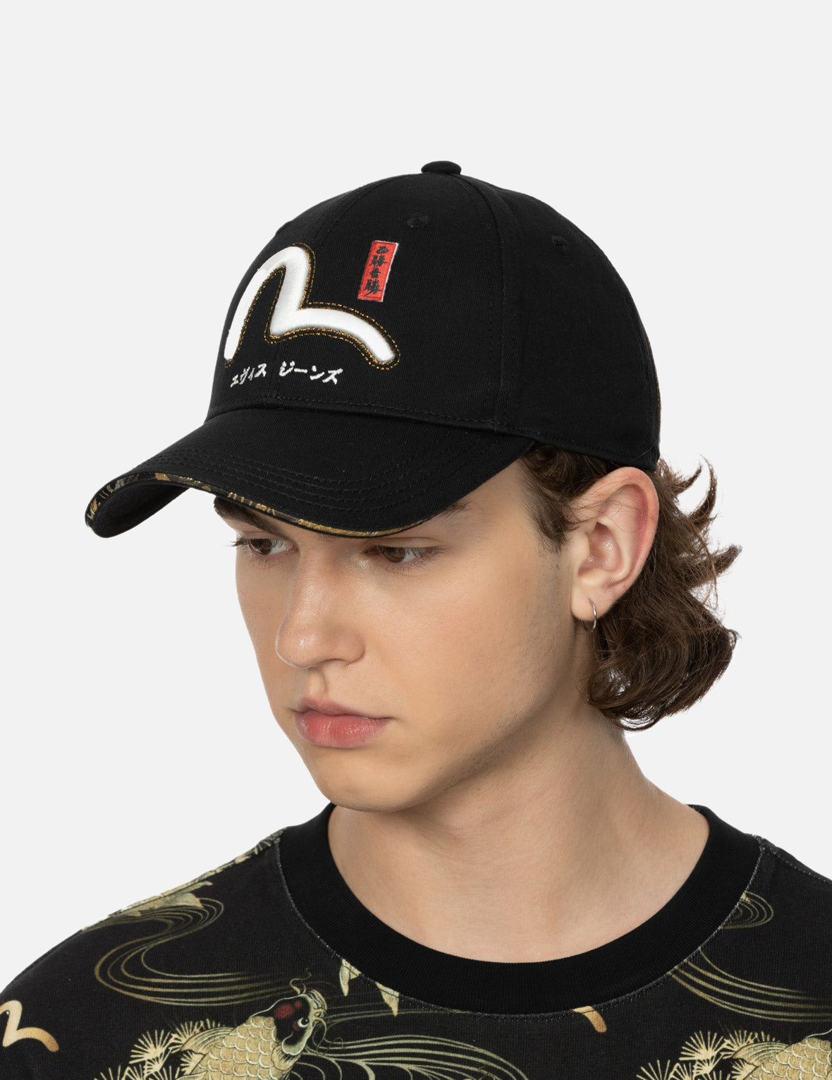 Seagull Embroidery & Daicock Brocade Cap - Vintage Chinese Style Hat for Men & Women - Perfect for Cosplay, Fashion Accessories, and Cultural Events