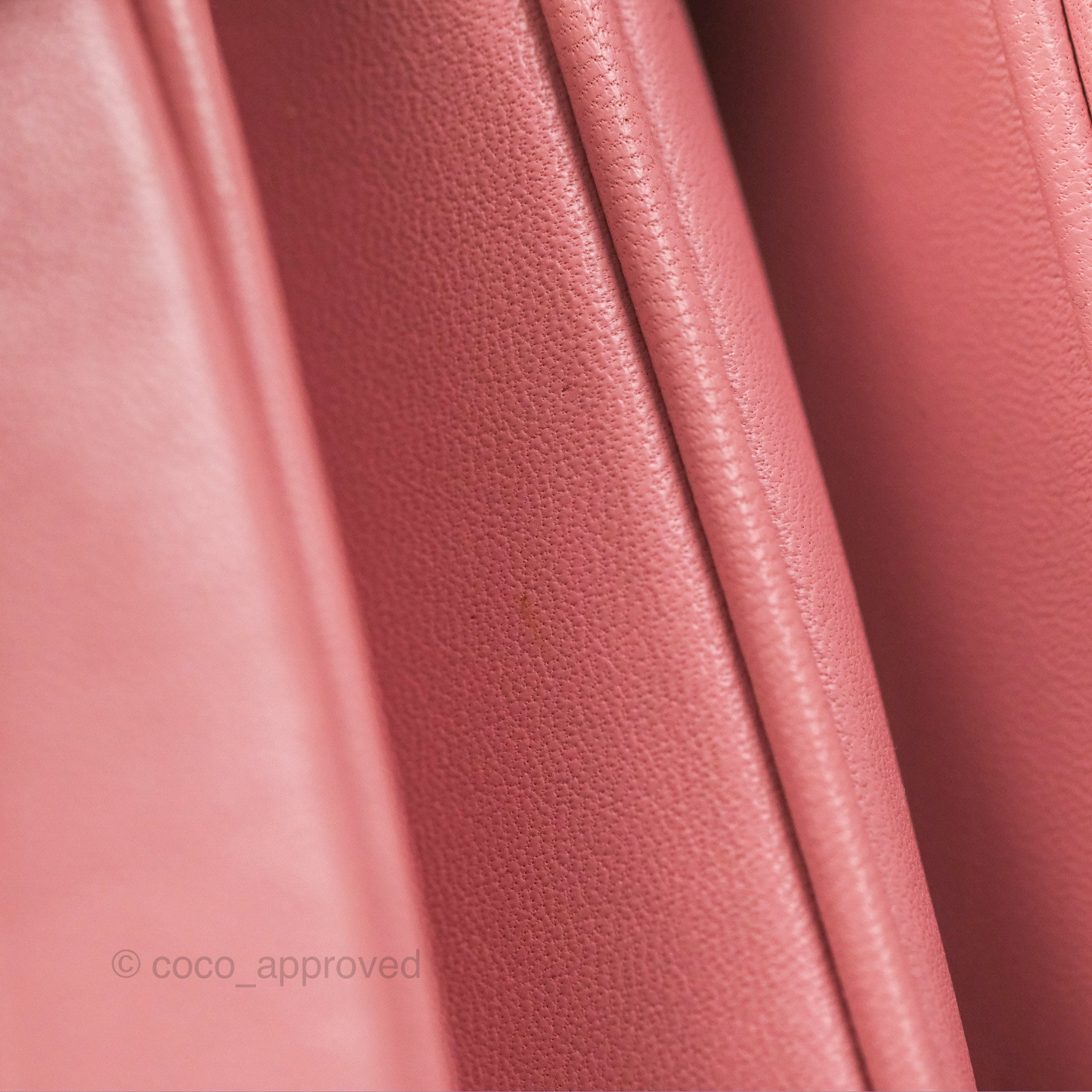 Chanel Citizen Chic Flap Bag in Pink Lambskin Leather with Gold Hardware - Perfect for Women's Luxury Everyday Use & Special Occasions