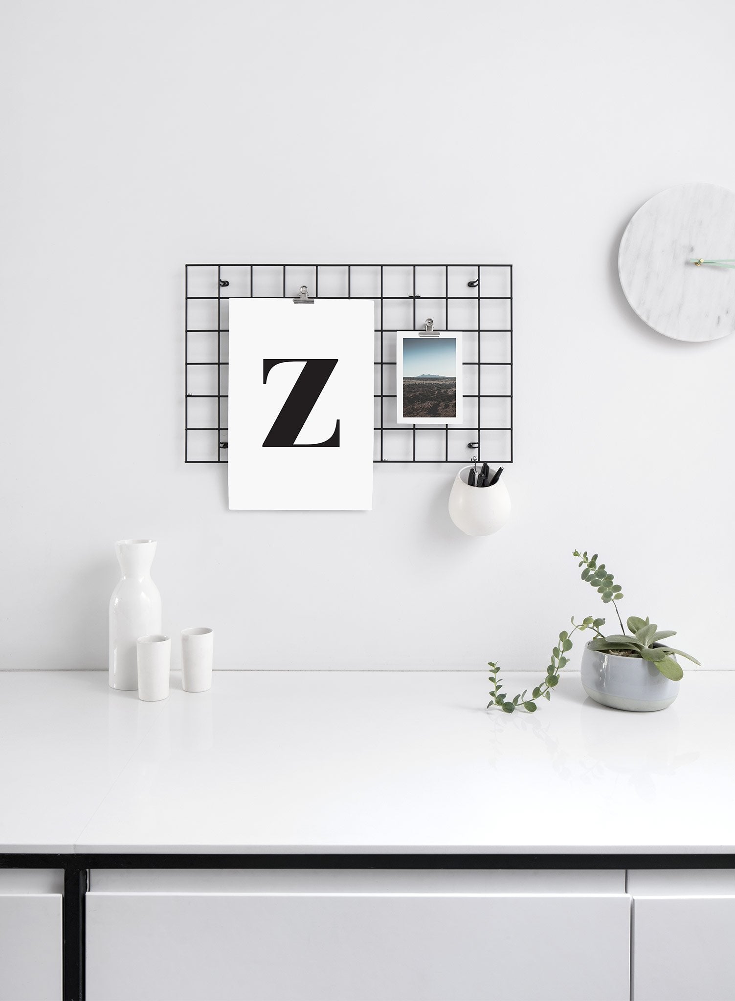 Lowercase Letter Z Poster - Alphabet Learning Decor for Kids - Perfect for Classroom, Nursery & Homeschooling