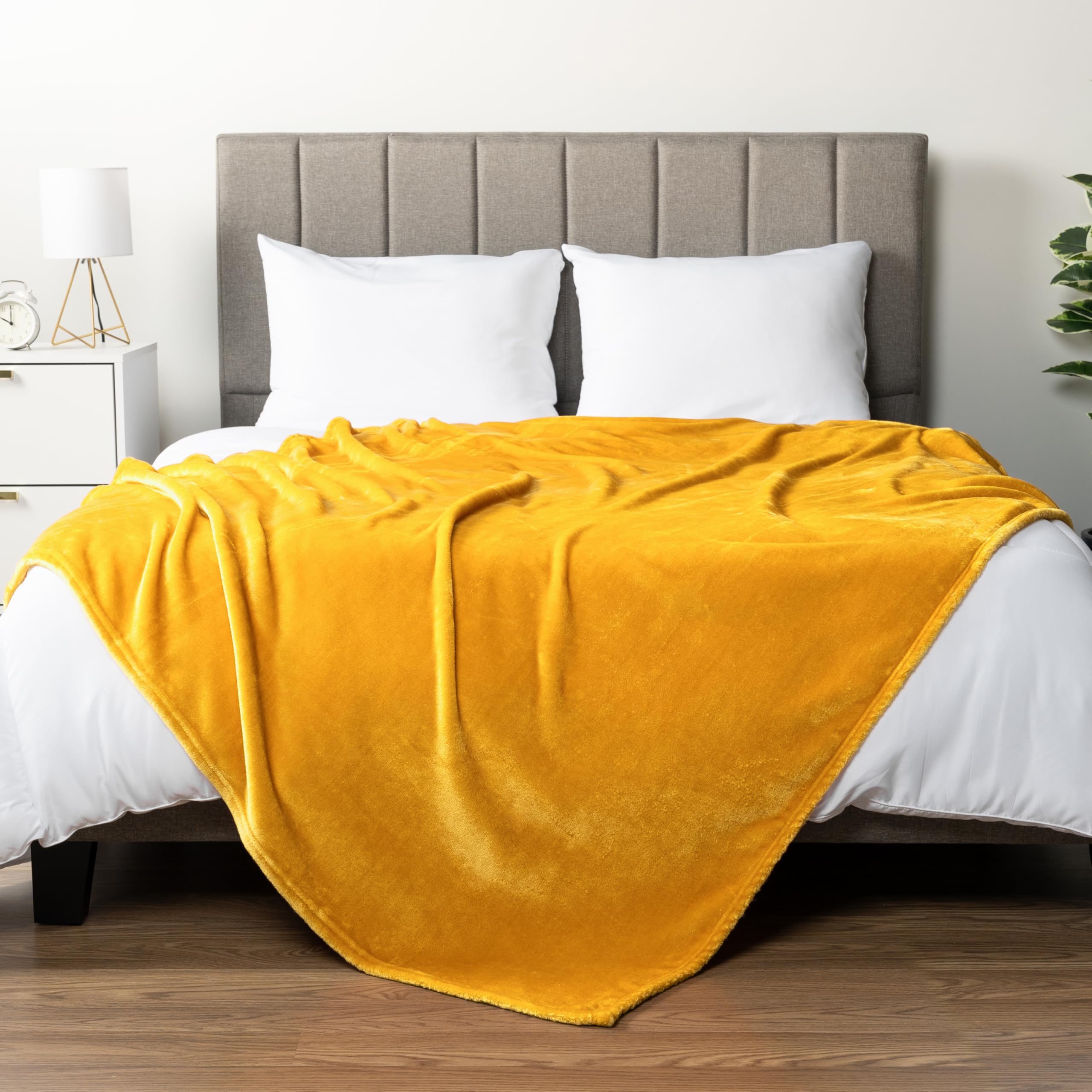 PAVILIA Mustard Yellow Fleece Bed Blanket - Queen Size 90x90 Inches, Ultra Soft Fuzzy Flannel Throw Blanket for Couch, Sofa & Bed, Luxury Plush Microfiber Cozy Blanket - Perfect for Home, Office, Gift Giving & Winter Snuggling