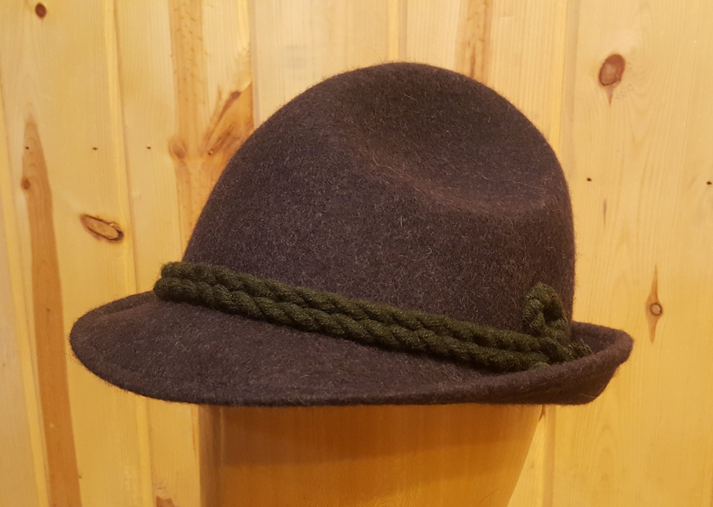 Tyrolean Alpine Hat - Traditional Hunting Hat for Men & Women | Wool Felt Outdoor Adventure & Oktoberfest Costume Accessory
