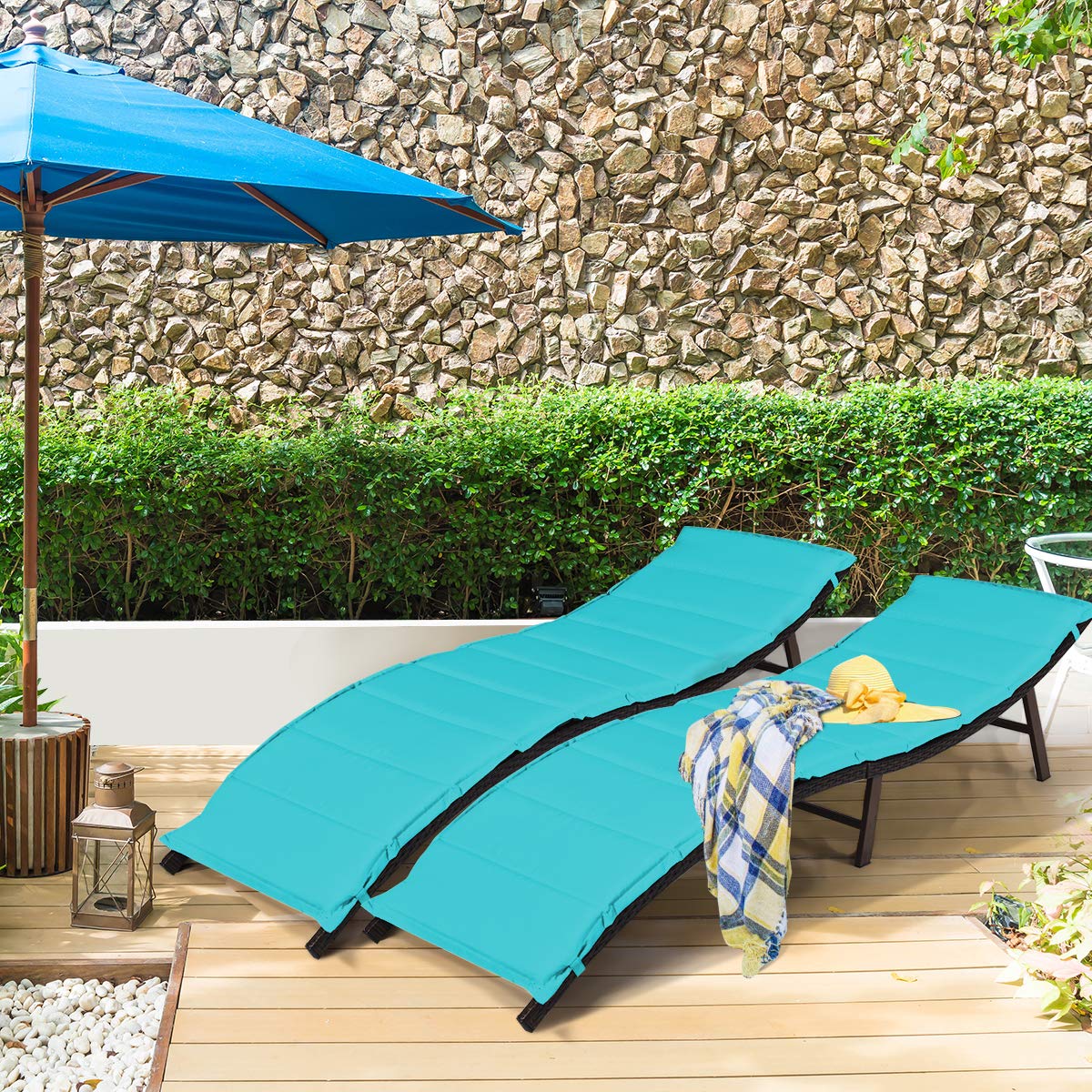 Tangkula Set of 2 Foldable Outdoor Patio Chaise Lounge Chairs with Double-Sided Cushions - Wicker Sunbeds for Poolside, Garden, Lawn, Backyard & Sunroom (Turquoise) - Perfect for Relaxing, Sunbathing and Outdoor Lounging