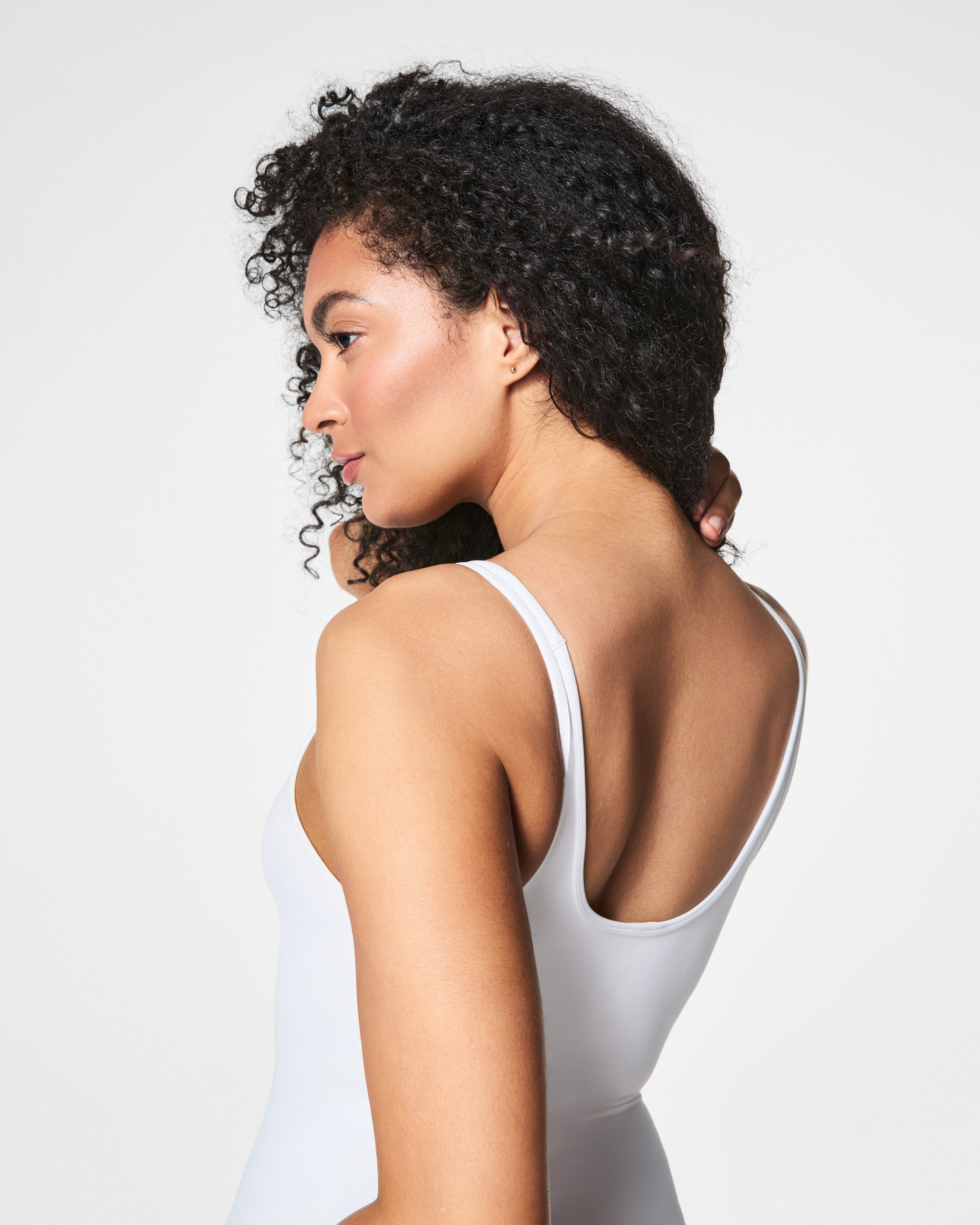 SPANX Sculpt™ Seamless Power Tank Top for Women - Shapewear T-Shirt with Built-in Bra for Smoothing & Slimming - Perfect for Work, Gym & Everyday Wear