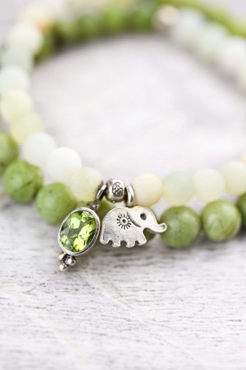 Heart Chakra Double Wrap Bracelet for Women - Healing Crystal Energy Bracelet for Meditation, Yoga & Spiritual Balance - Adjustable Beaded Wrist Wrap for Positive Energy & Stress Relief