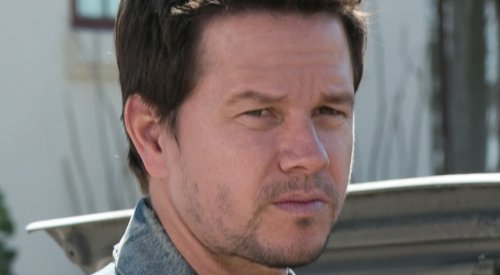 2 Guns Blu-ray Movie | Action Thriller Film Starring Denzel Washington & Mark Wahlberg | Perfect for Movie Nights & Home Entertainment