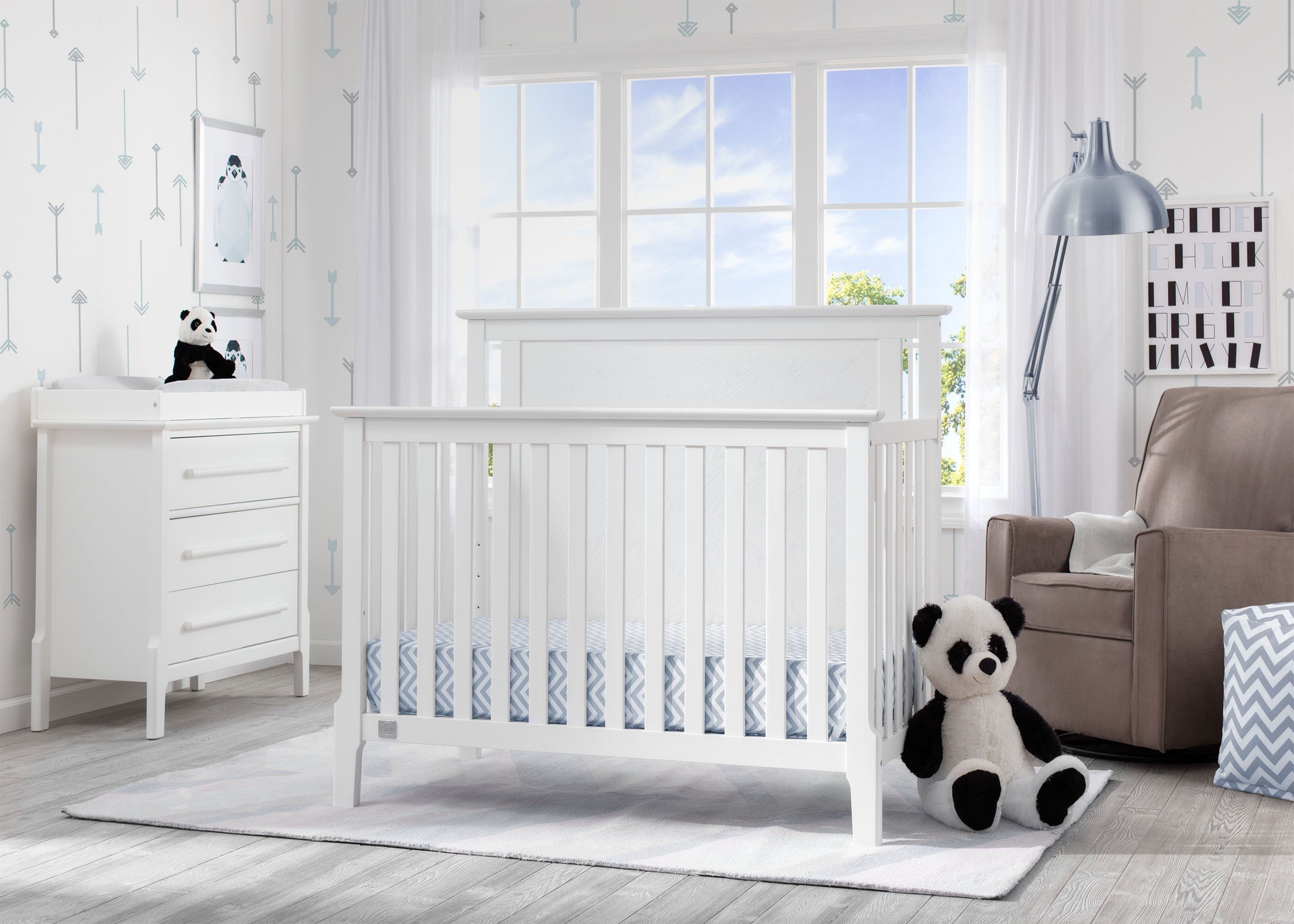 Mid Century Modern 4-in-1 Convertible Baby Crib - Toddler Bed, Daybed & Full Size Bed - Nursery Furniture for Boys & Girls - Perfect for Small Spaces & Modern Homes