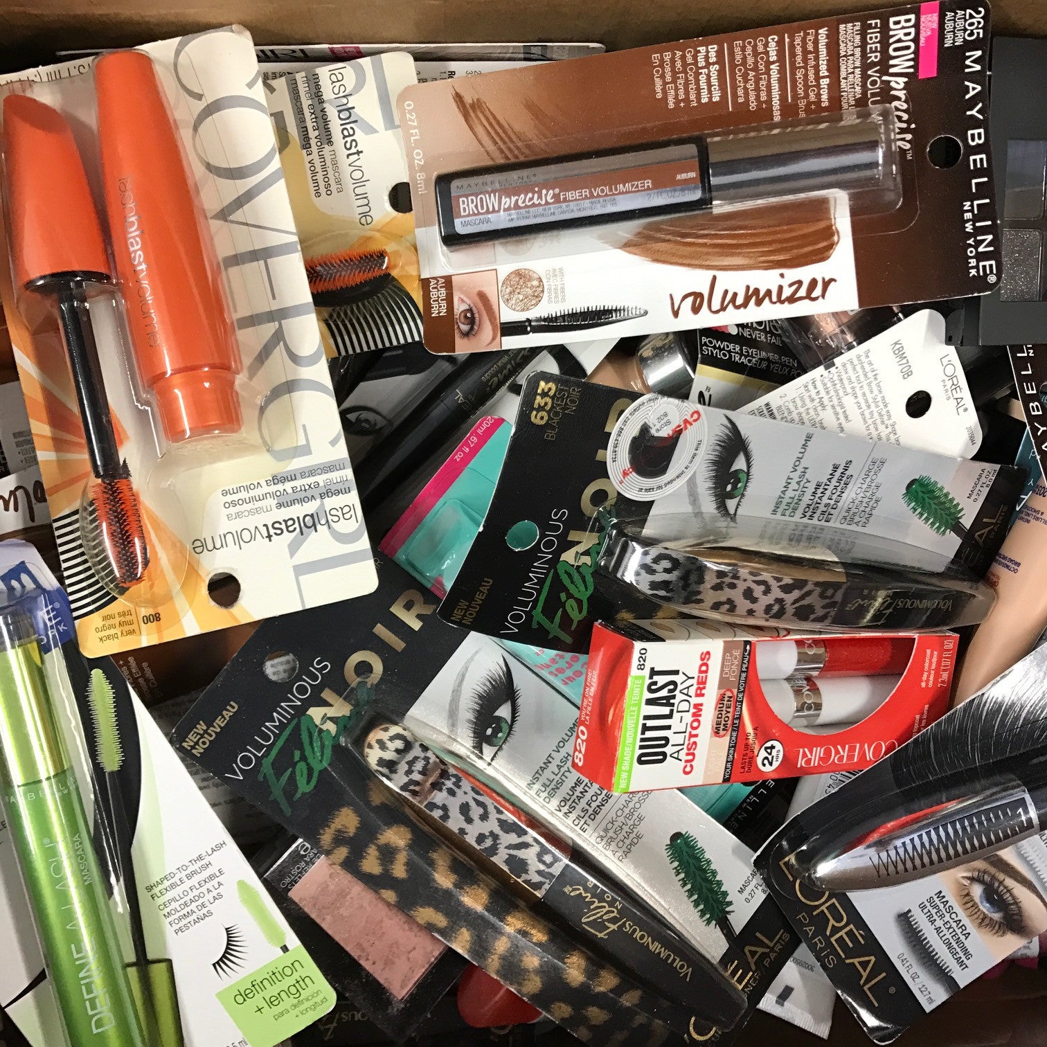 Wholesale Assorted Brand Name Cosmetics Lot - 100 Piece Set for Makeup Artists, Salons & Retailers | Bulk Beauty Products for Professional & Personal Use