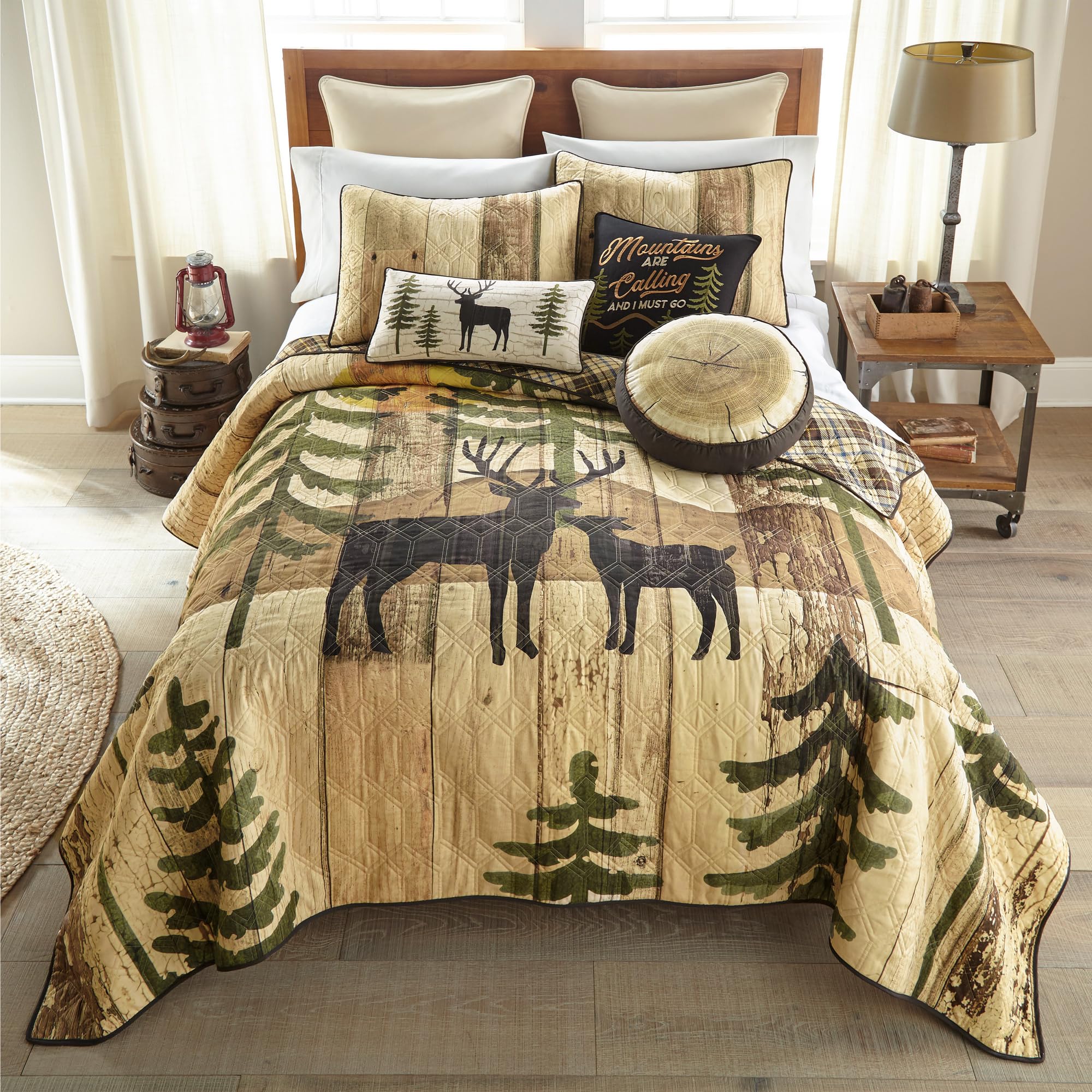 Donna Sharp Full/Queen Bedding Set - 3 Piece Painted Deer Lodge Quilt with Matching Pillow Shams - Soft & Durable Cotton Quilt for Queen/Full Size Beds - Easy Care Machine Washable - Perfect for Cozy Cabins, Rustic Bedrooms & Lodge Style Decor