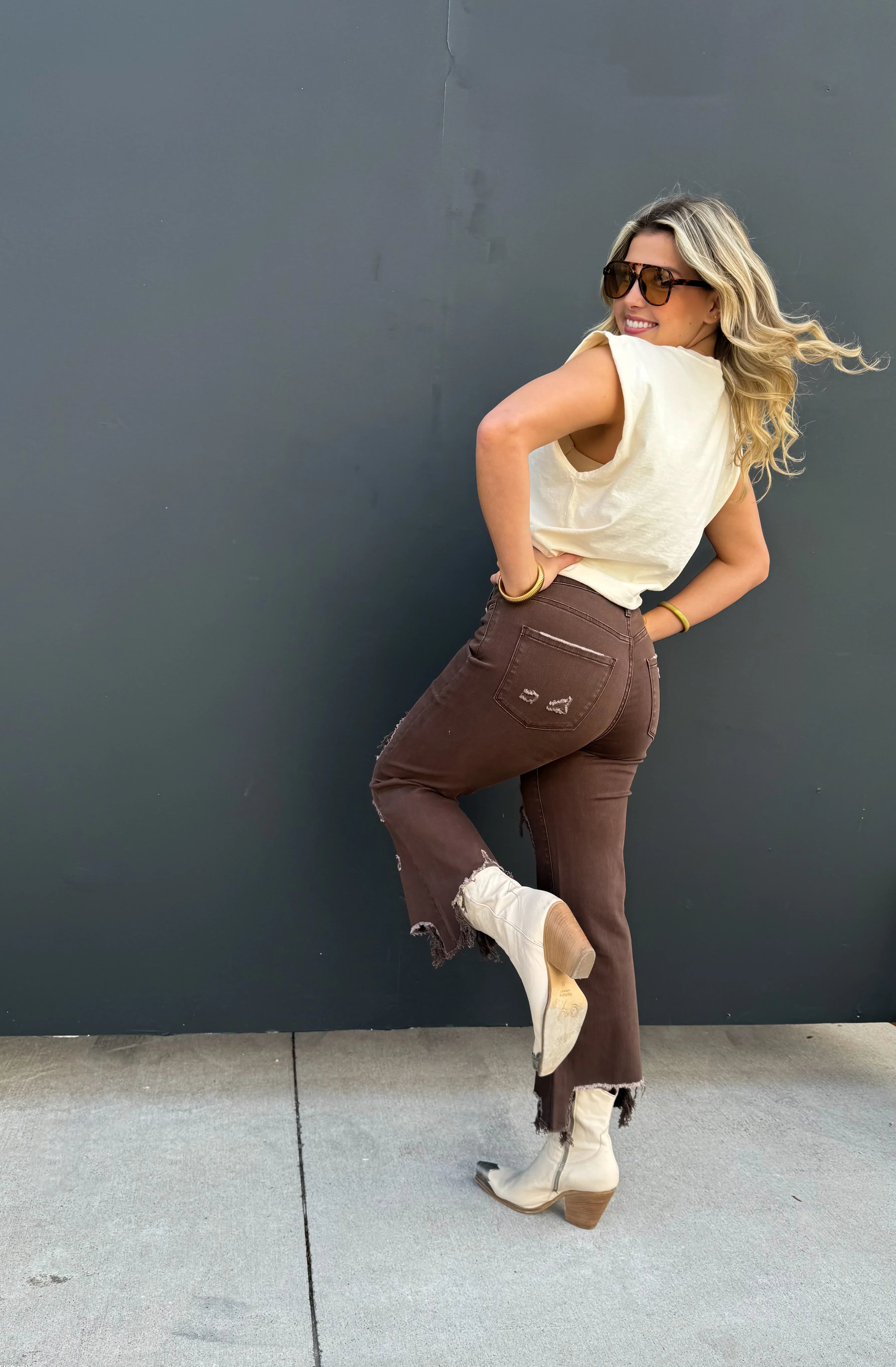 PREORDER: Distressed Brown Crop Jeans for Women - Trendy Urban Style for Casual Outings & Streetwear Fashion