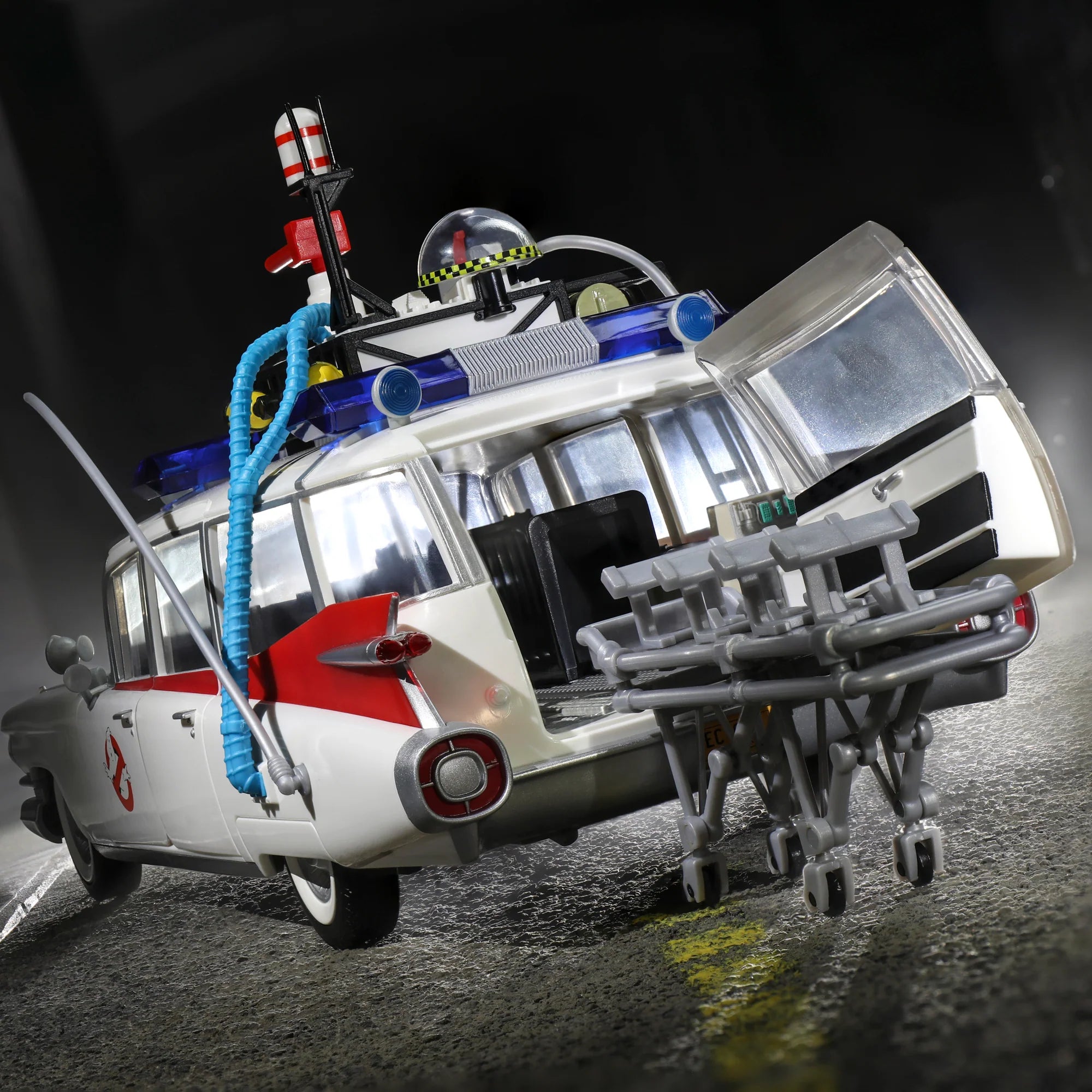 Hasbro Ghostbusters Plasma Series Ecto-1 (1984) Die-Cast Vehicle - Collectible Movie Replica Toy for Fans | Perfect for Display, Play & Nostalgic Gift Giving