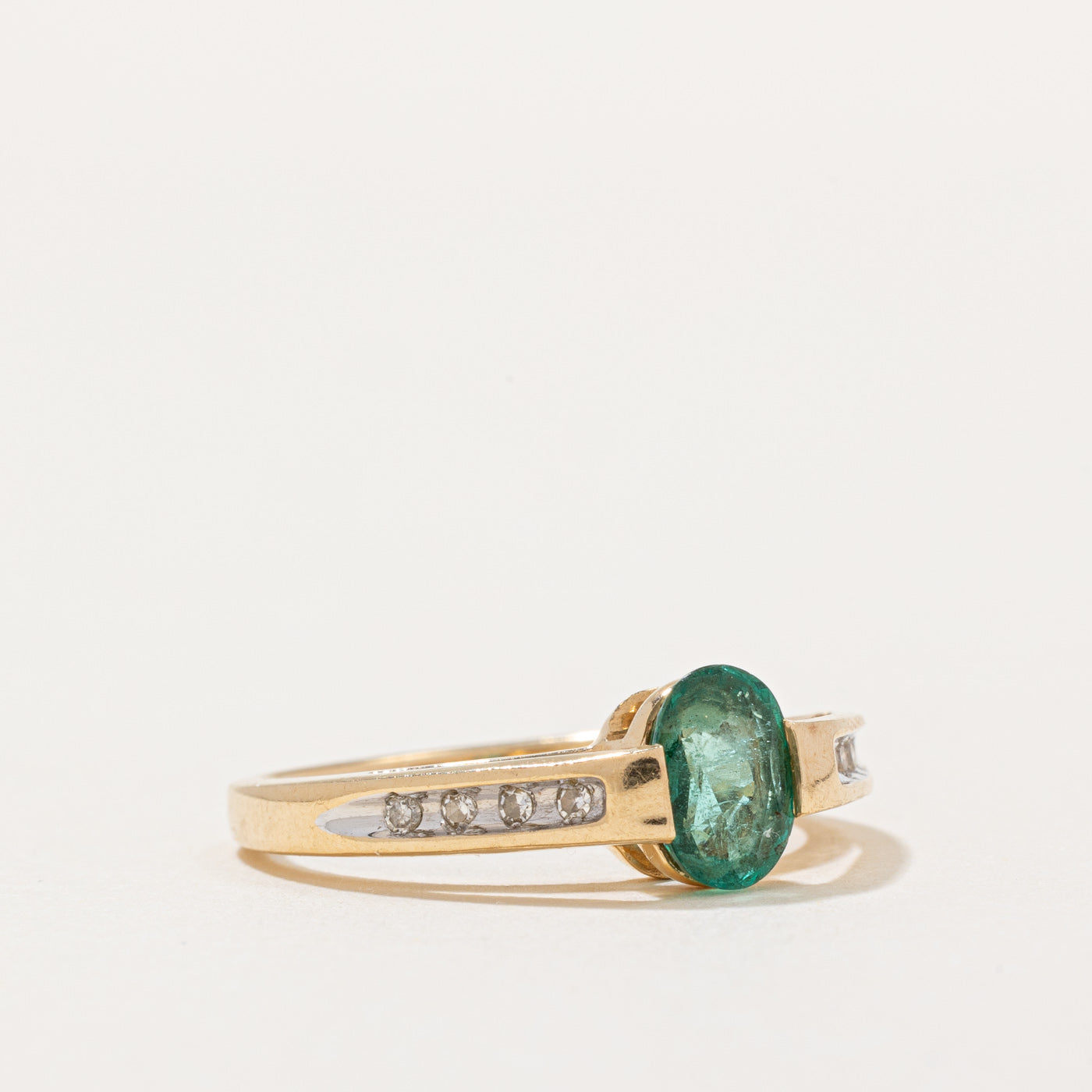 Emerald & Diamond Ring - 0.57ct Emerald & 0.03ctw Diamond Engagement Ring for Women, Size 6.5, Vintage Style Jewelry Gift for Her - Perfect for Weddings, Anniversaries & Special Occasions