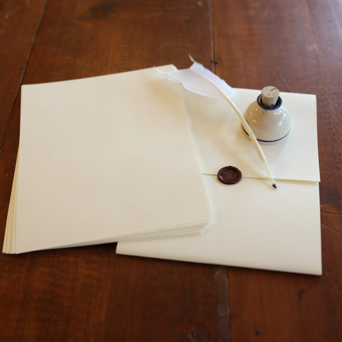 Premium Laid Writing Paper for Elegant Letters & Calligraphy – Perfect for Wedding Invitations, Thank You Notes & Formal Correspondence