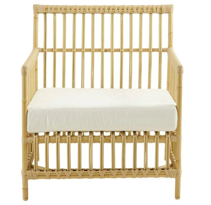 AluRattan™ Outdoor Lounge Chair - Waterproof Wicker Patio Furniture with Cushion (3 Color Options) for Poolside, Garden & Backyard Relaxation