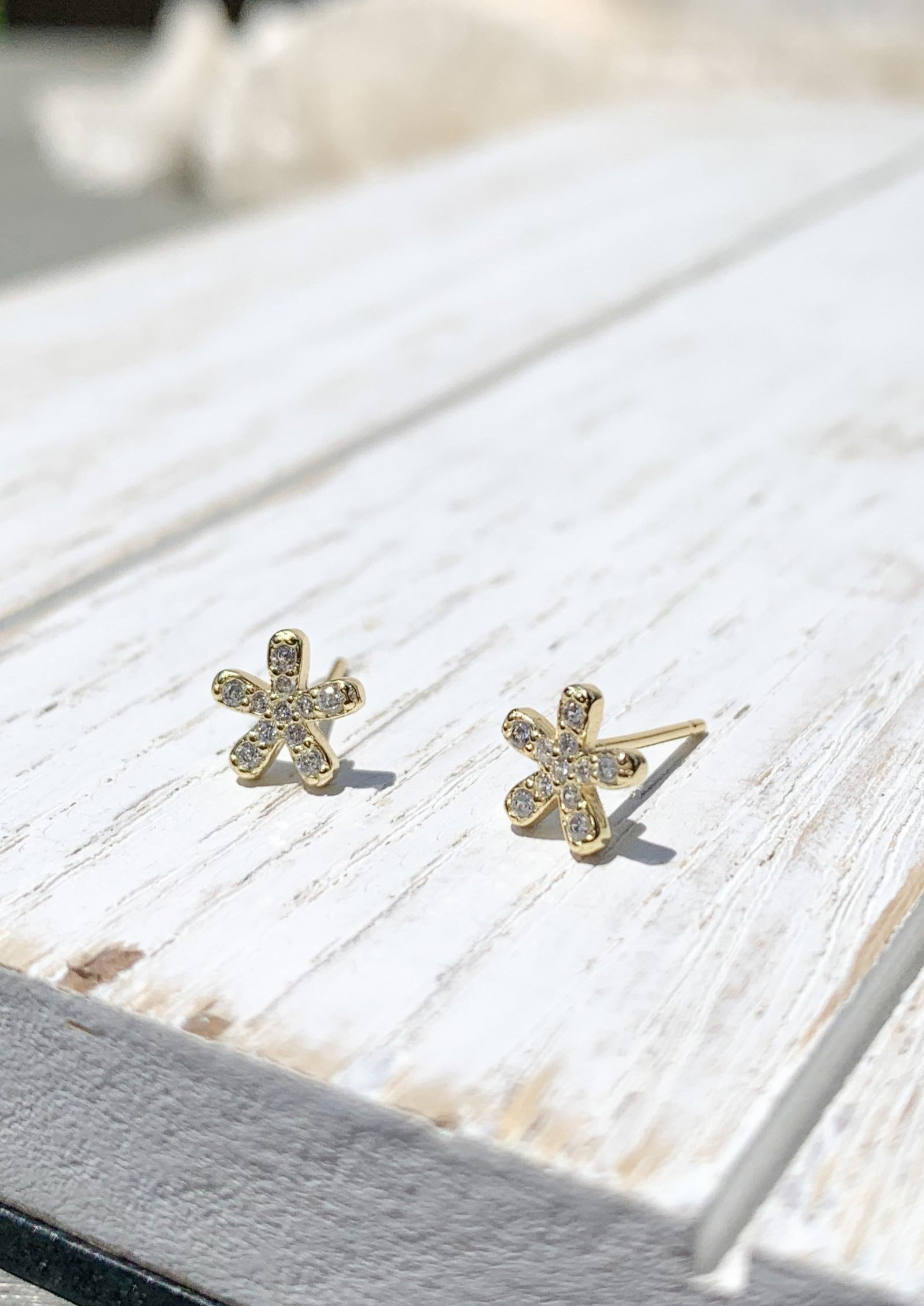 14K Gold Plated Tiny Flower Stud Earrings for Women - Elegant Bridal Party Gifts, Wedding Jewelry, Birthday Present - Perfect for Everyday Wear, Date Night & Special Occasions