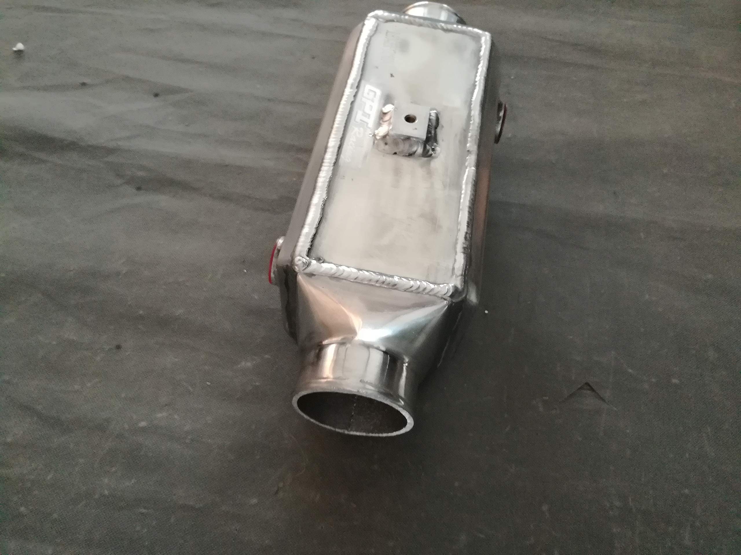 High-Performance Aluminum Front-Mount Water to Air Intercooler Chargecooler for Turbocharged Vehicles - 3