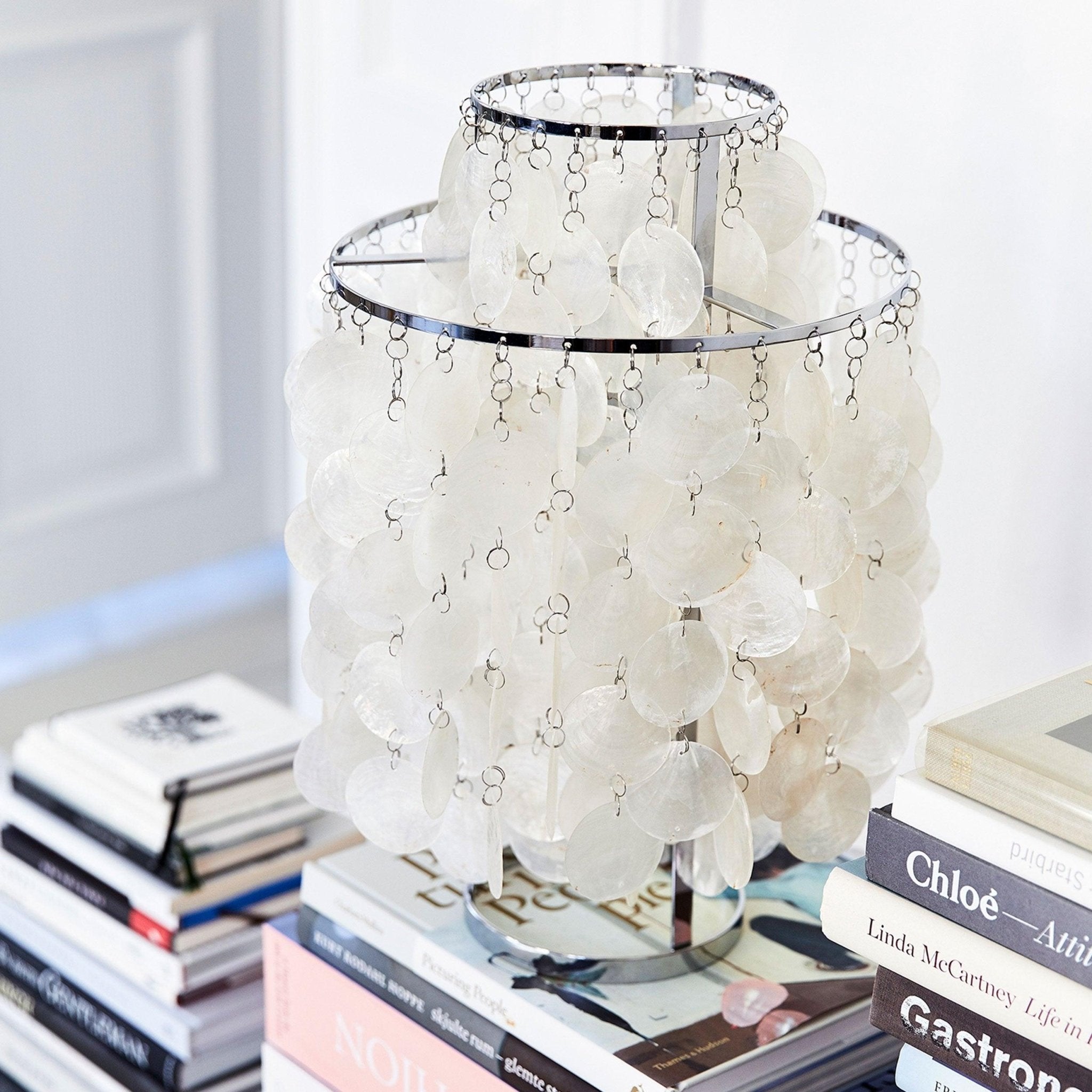 Modern Round Shell Table Lamp - Stylish Bedside & Living Room Lighting for Home Decor | Perfect for Bedroom, Office & Reading Nook