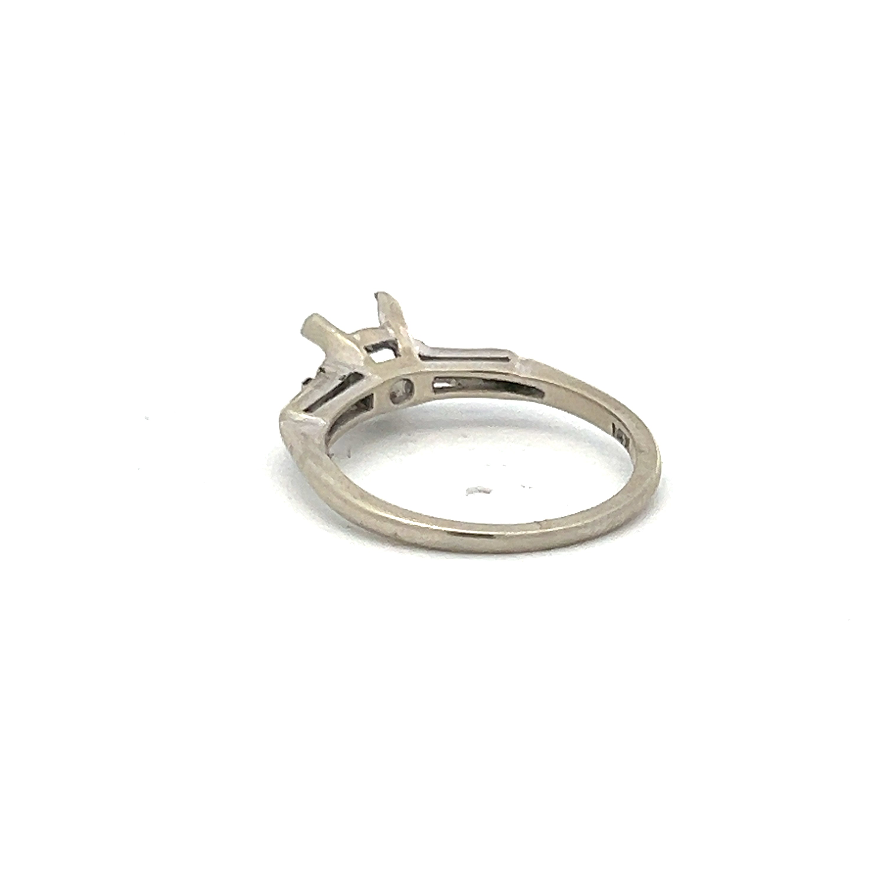 0.15 Carat Round Brilliant Diamond Engagement Ring in 14K White Gold - Perfect for Proposals, Anniversaries & Special Occasions