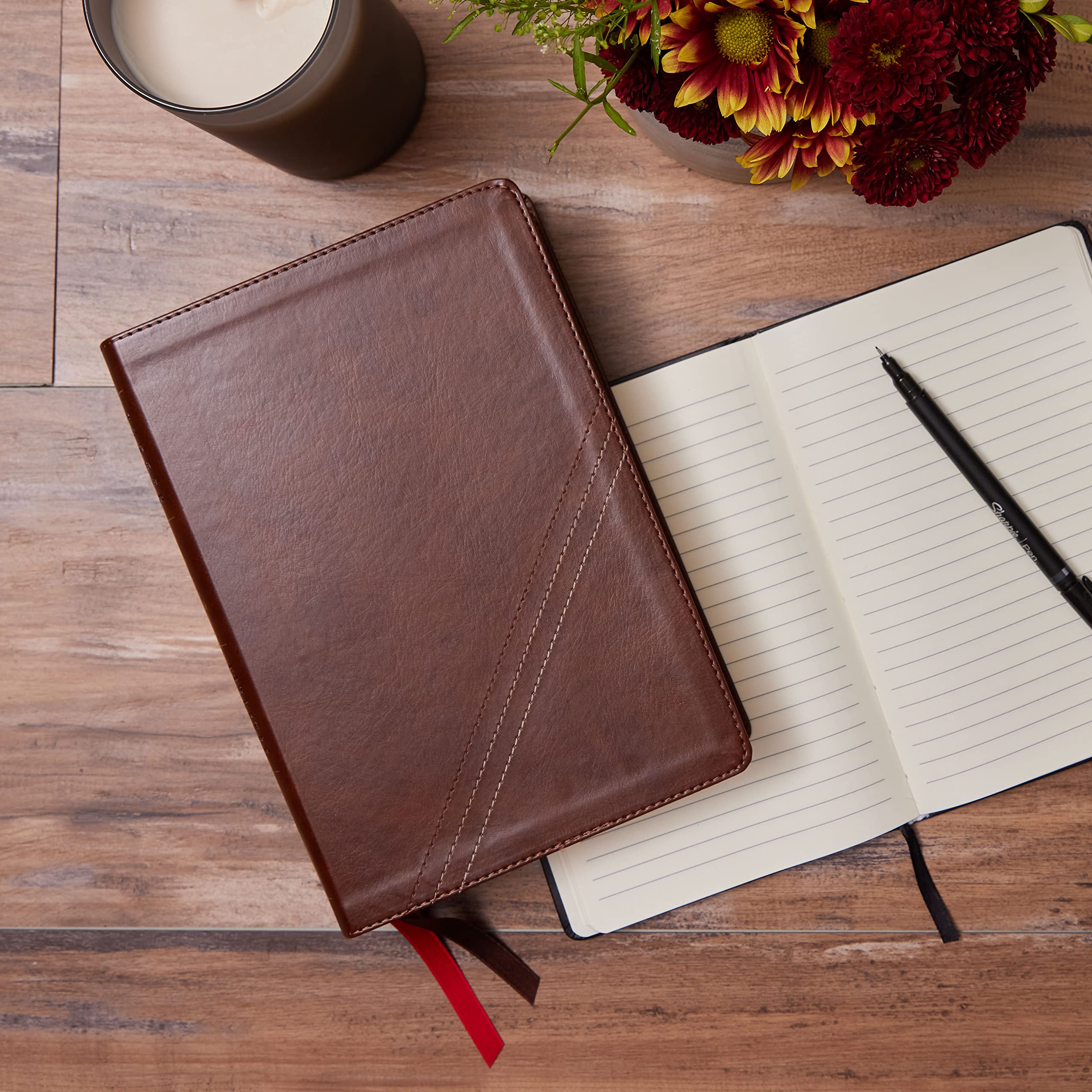 KJV Word Study Reference Bible - Leathersoft Brown Cover, Red Letter Edition with Thumb Index & Comfort Print - 2,000 Keywords for Biblical Understanding | Perfect for Bible Study, Sermon Preparation & Personal Devotion