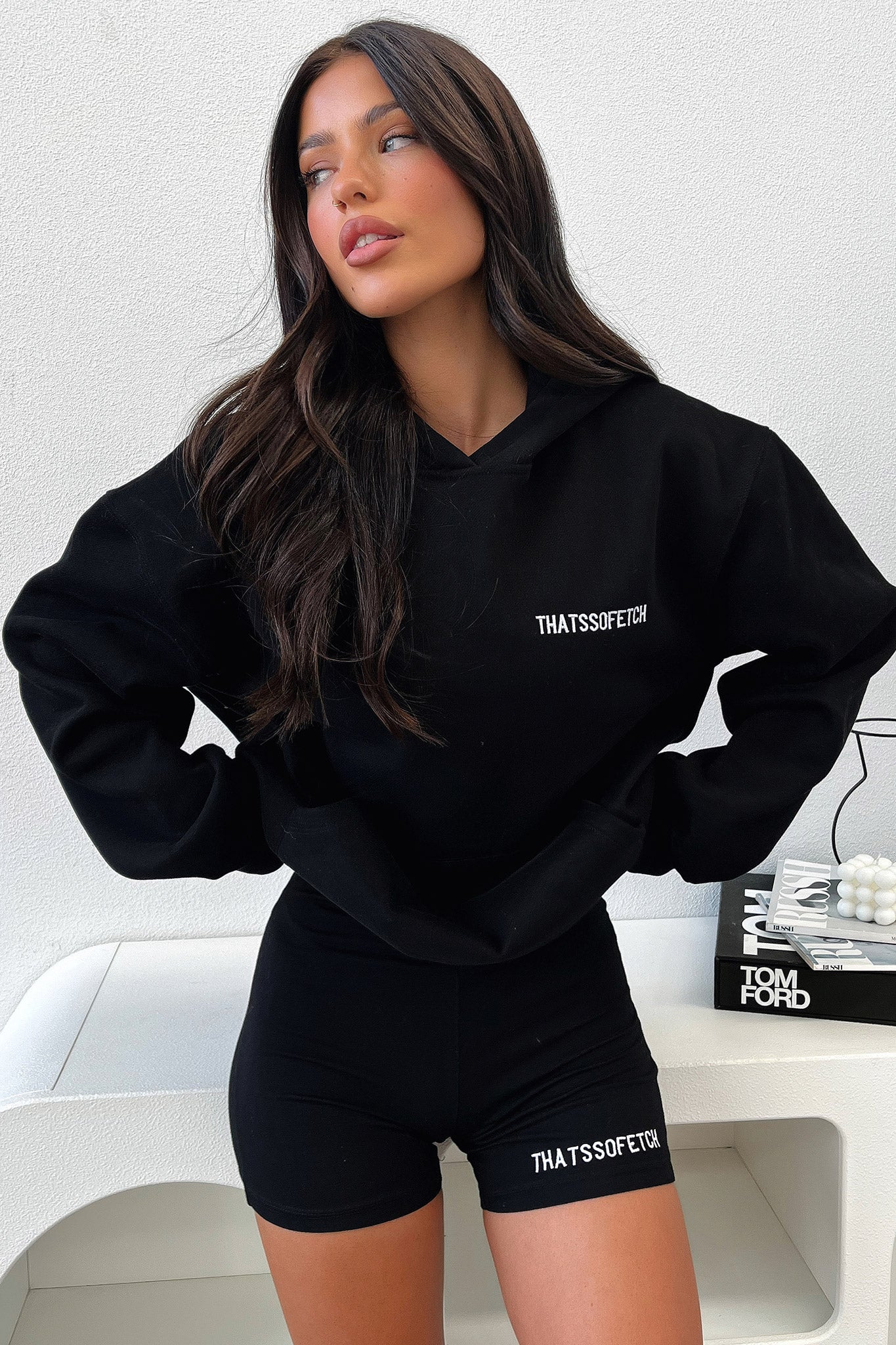 Jaska Hoodie for Men & Women - Soft & Comfortable Black Pullover Sweatshirt | Perfect for Casual Wear, Gym, and Outdoor Activities