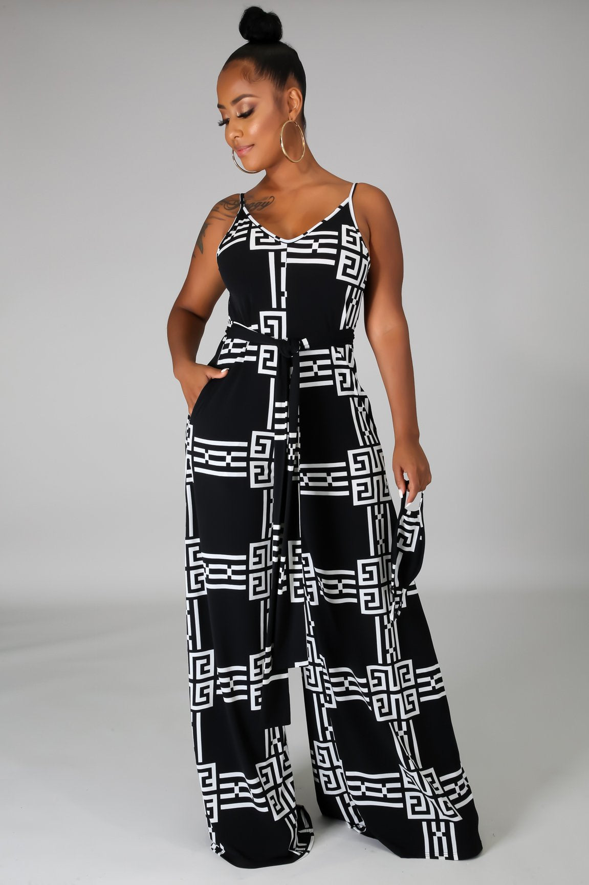 Simplicity Resort Ready Jumpsuit for Women - Flattering Curve Fit | Perfect for Beach Vacations, Summer Outings & Resort Wear