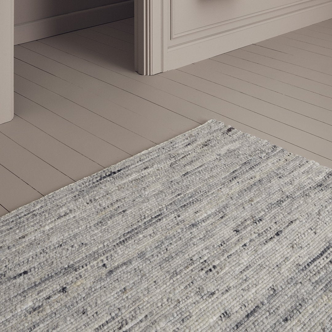 Linie Design Ardesia Rug - Premium Handmade Modern Area Rug for Living Room, Bedroom & Office - Soft & Durable Home Decor