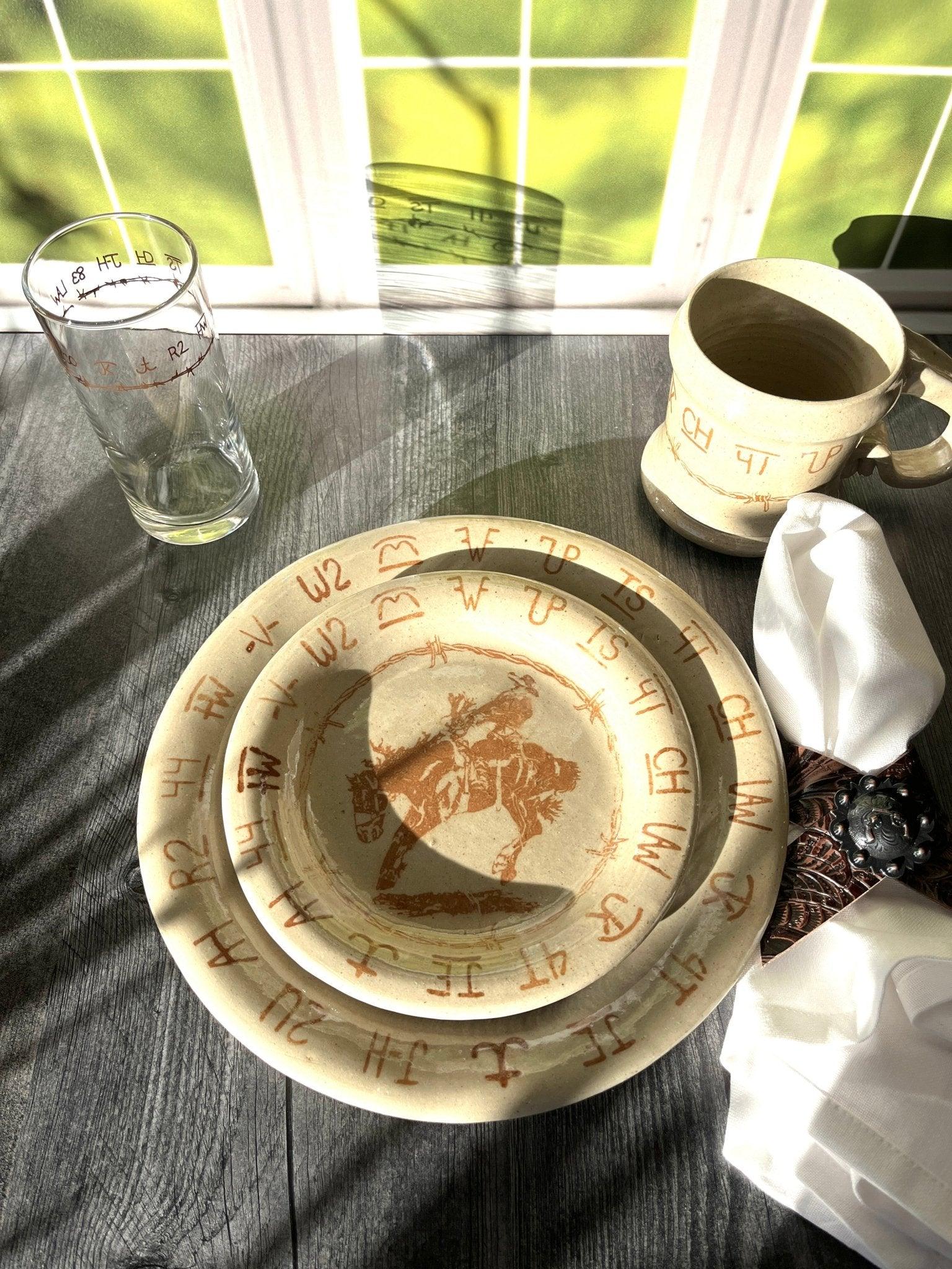 Blue Mountain Brands 10-Inch Saucer & Bread Plate Set - Elegant Porcelain Appetizer Plates for Desserts, Snacks, and Cheese - Perfect for Tea Parties, Brunch, and Entertaining Guests