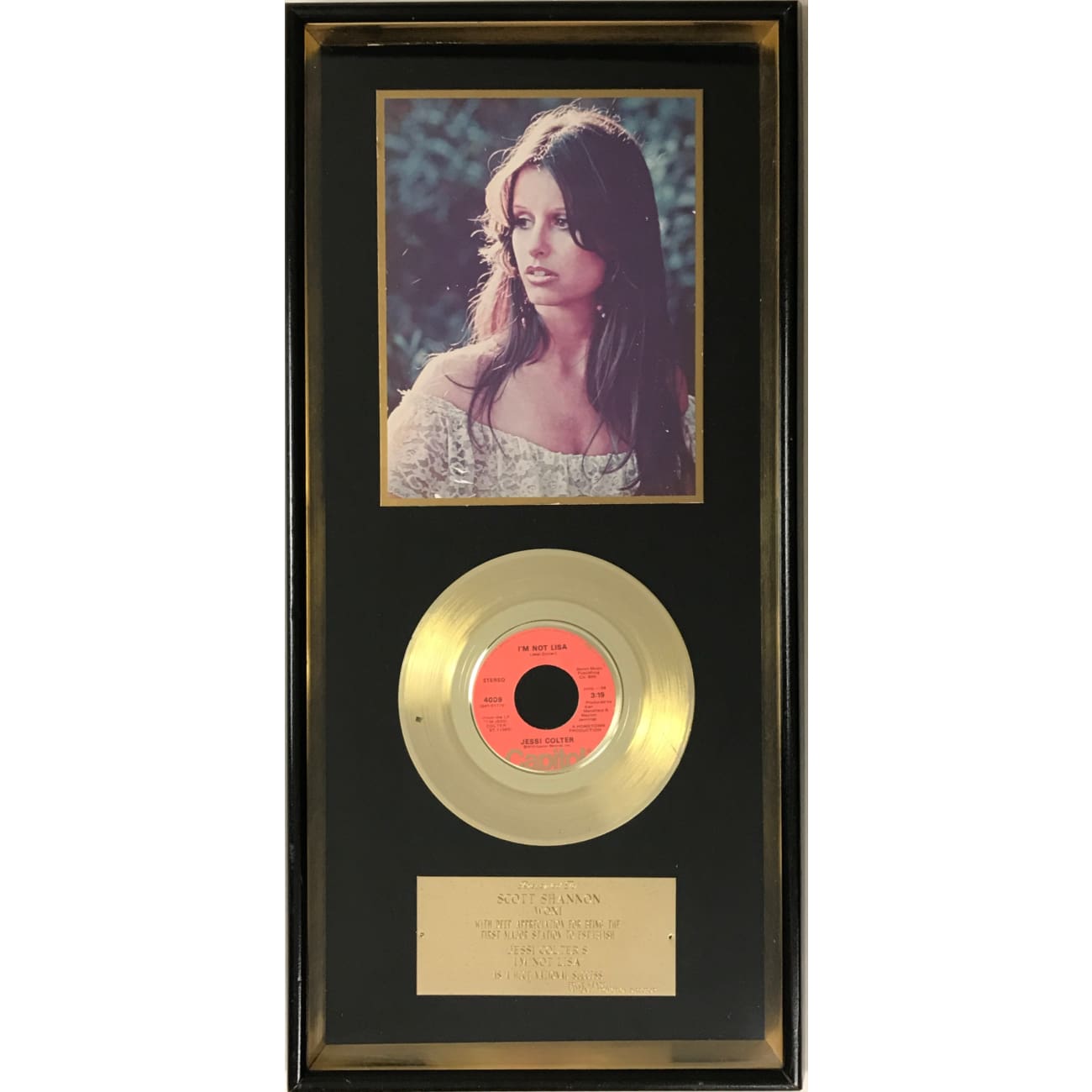 Jessi Colter - I'm Not Lisa 1975 Capitol Records 45 RPM Vinyl Single - Award-Winning Country Music Collectible for Vintage Record Enthusiasts & Music Memorabilia Displays