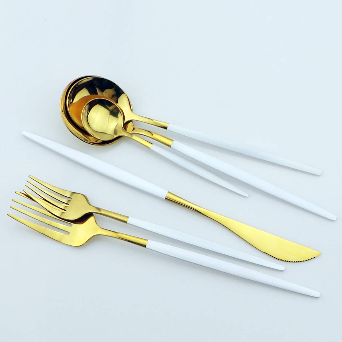 Gugrida 36-Piece Stainless Steel Silverware Set - 304 Mirror Polished Flatware Set with White & Gold Handles (Forks, Spoons, Knives) - Elegant Tableware for 6 People - Perfect for Dinner Parties, Weddings & Upscale Dining