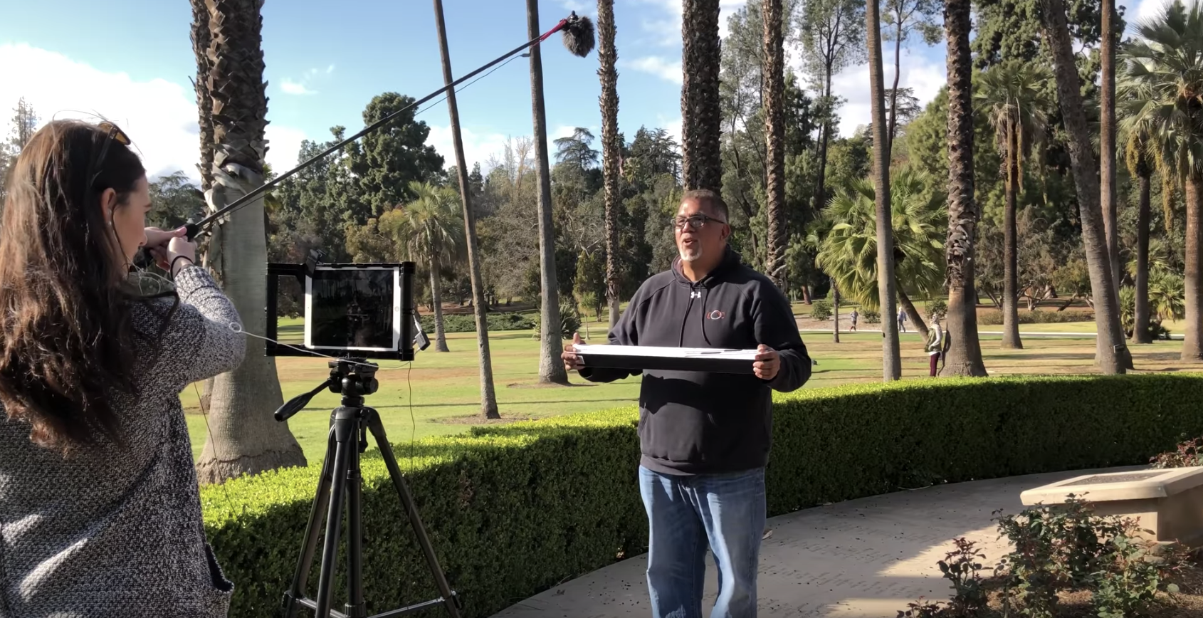 Micro Boompole Pro - Professional Compact Boom Microphone Pole for DSLR, Camcorder & Smartphone - Perfect for Vlogging, Interviews & Film Production