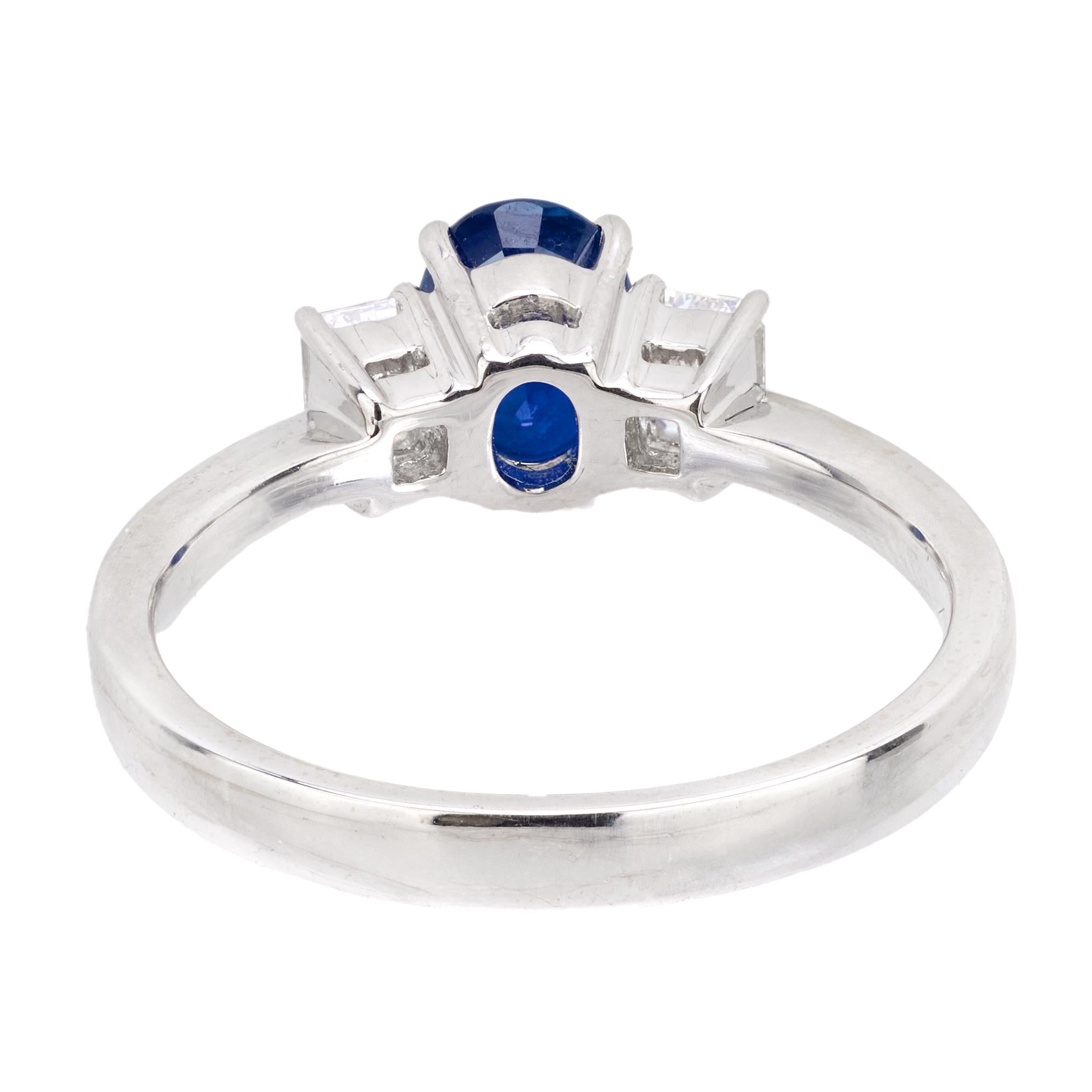 18K Gold Sapphire and Diamond Three Stone Ring for Women - Elegant Vintage Style Jewelry for Engagement, Wedding, and Anniversary Gifts