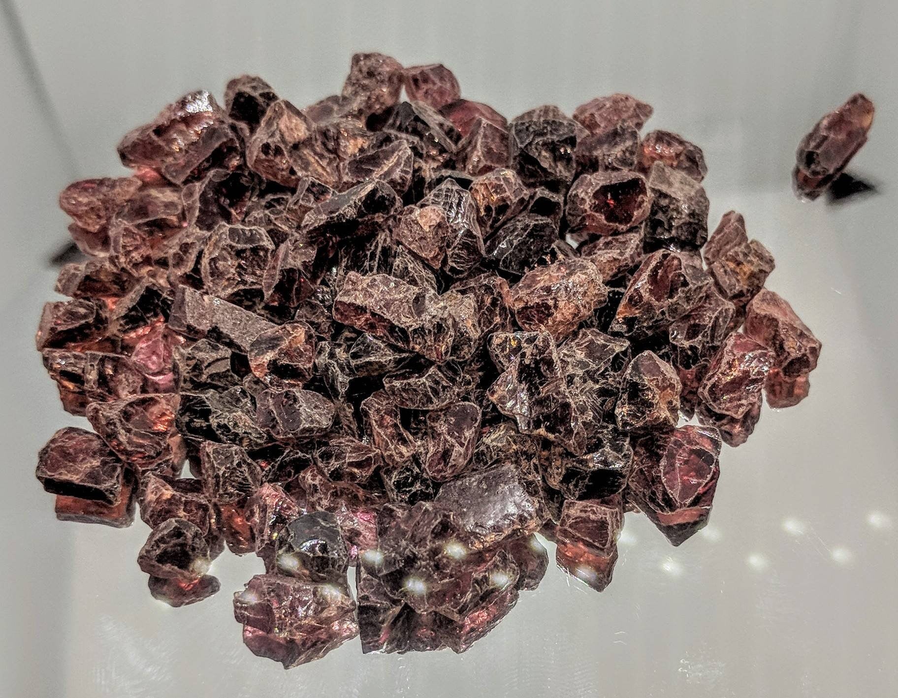 Wholesale Natural Genuine African Garnet Rough Stones - Unpolished Gemstone Nuggets for Jewelry Making, Crystal Healing & DIY Crafts (Specimen, Undrilled) - Perfect for Wire Wrapping, Beading & Mineral Collection