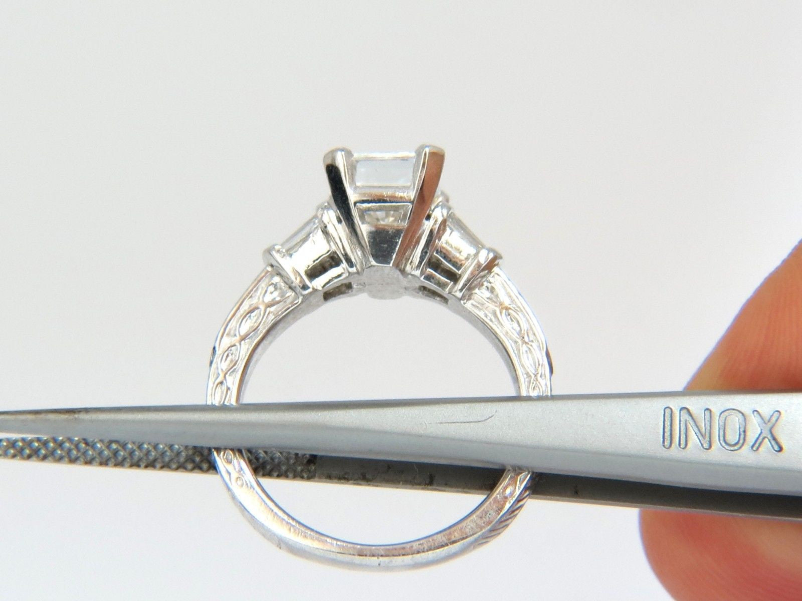 GIA Certified 2.00ct Cushion Cut Diamond Engagement Ring - G/VVS2 Platinum with Baguette Accents | Elegant Wedding, Anniversary & Special Occasion Jewelry
