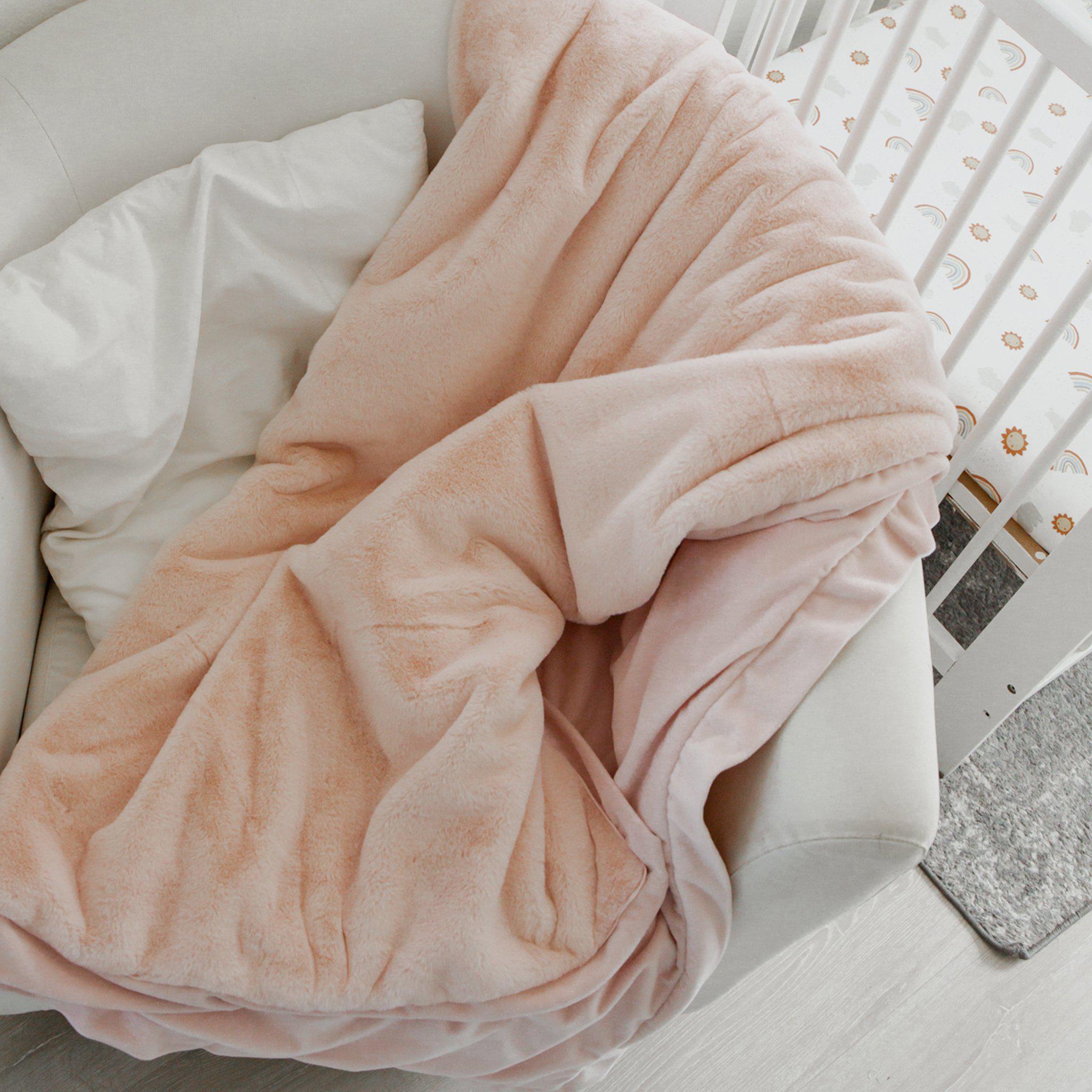 Big Cozy Nibble Fur Blanket - Ultra Soft Pink Throw 50