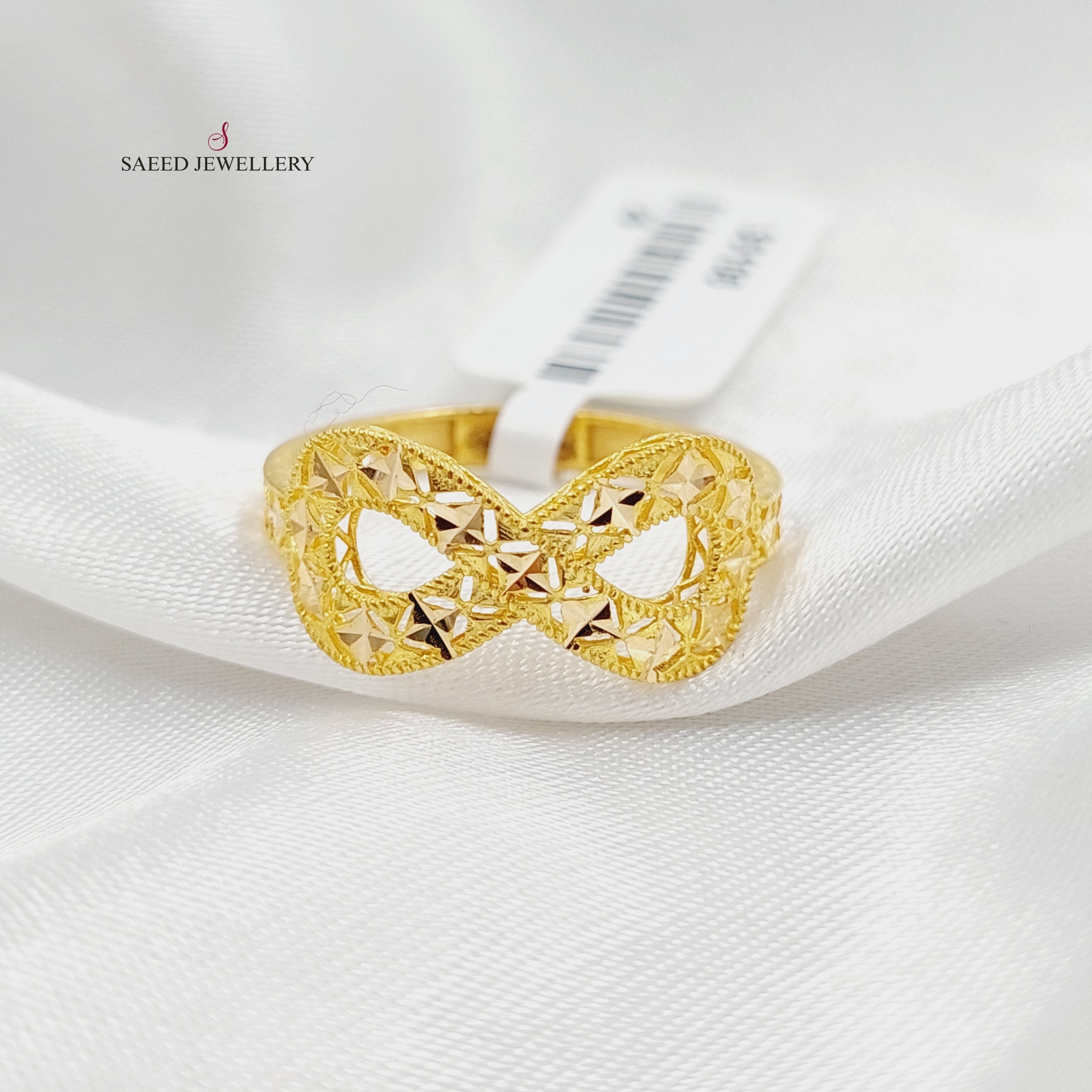 Deluxe Infinite Ring - Elegant Adjustable Stackable Ring for Women - Perfect for Everyday Wear, Gift Giving & Special Occasions
