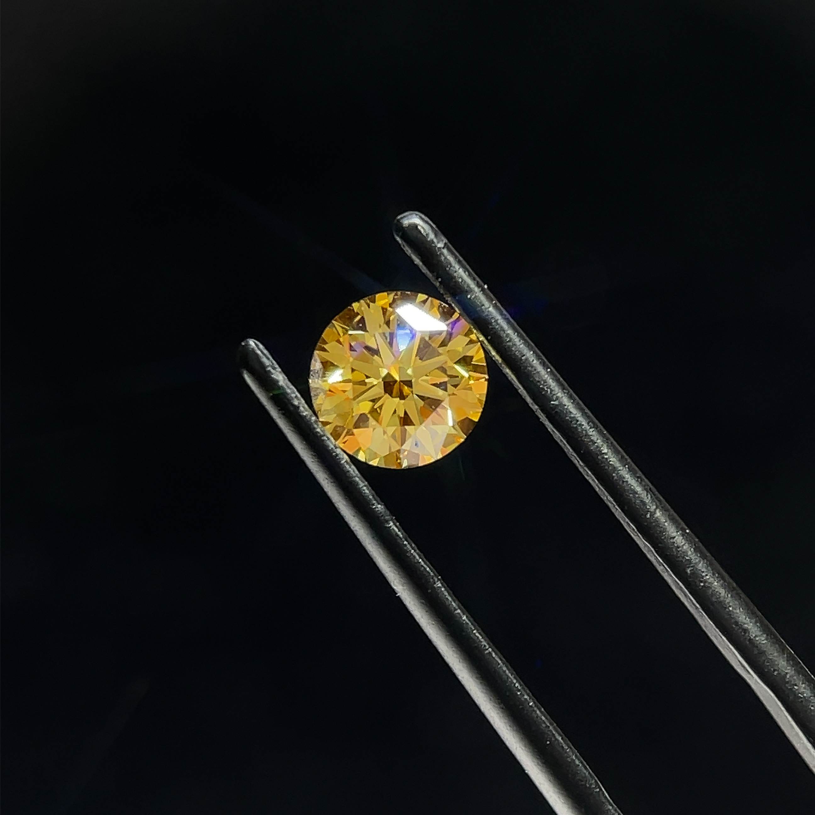 0.7 Carat Lab Grown Round Diamond - GIA Certified, VVS1 Clarity, Ideal Cut for Engagement Rings & Fine Jewelry