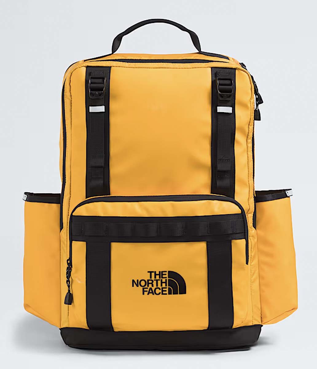 The North Face Base Camp Daypack - Lightweight Hiking Backpack for Men & Women - Durable Travel Daypack for Outdoor Adventures, Commuting & Daily Use