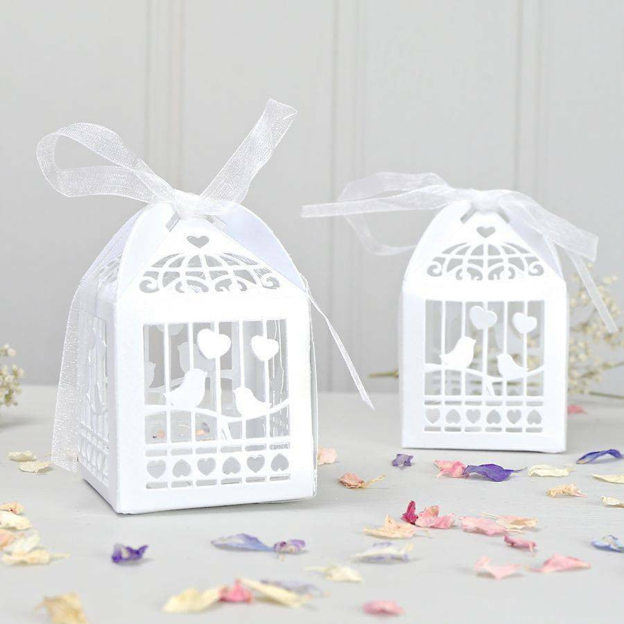 100-Piece White Dove Heart-Shaped Wedding Favor Boxes - Elegant Bomboniere Candy Gift Boxes for Bridal Showers, Anniversary Parties & Special Events