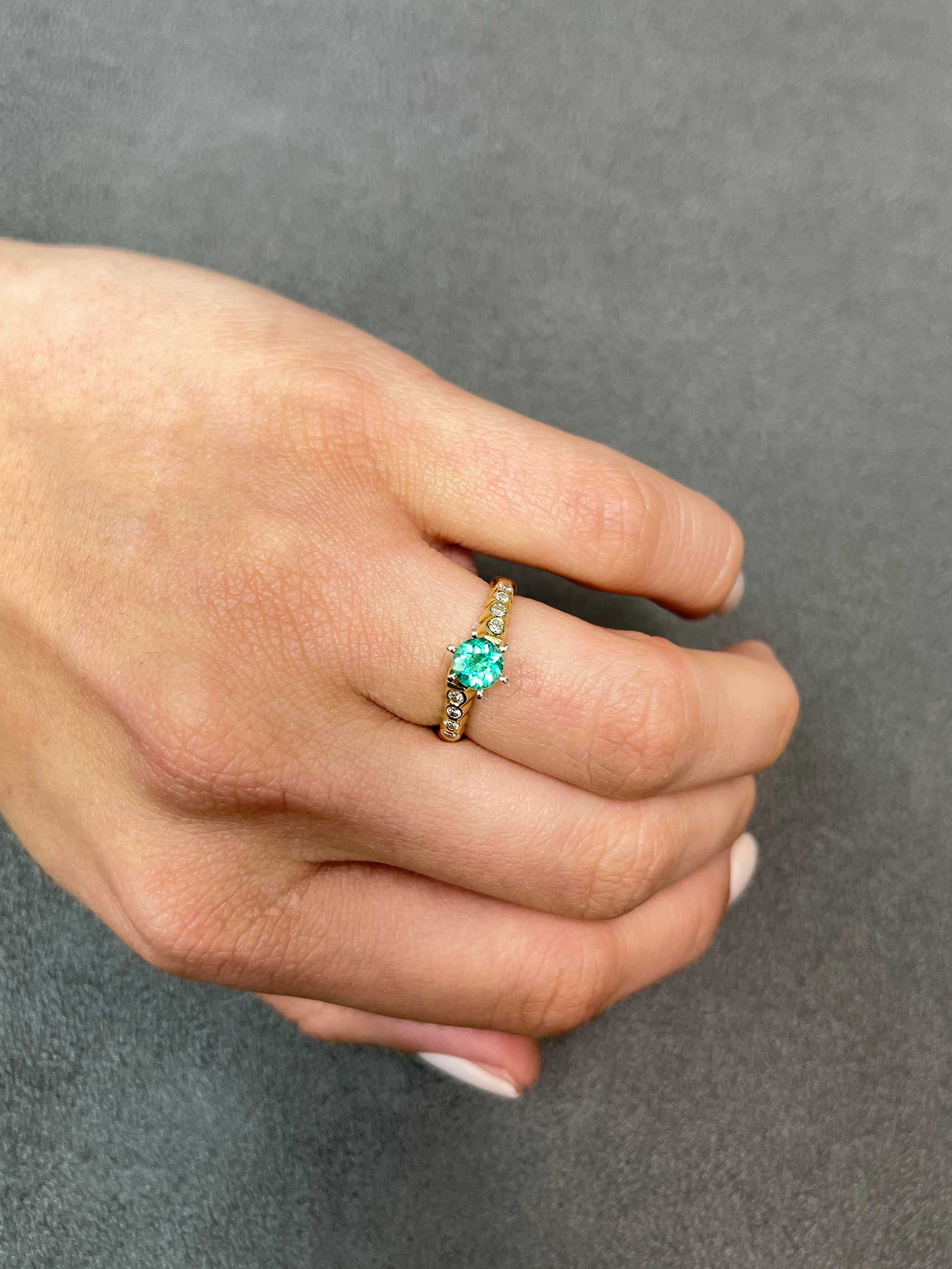 0.97tcw Modern Round 6 Prong Emerald & Bezel Diamond Ring 14K Gold - Elegant Engagement, Wedding, Anniversary Jewelry Gift for Women