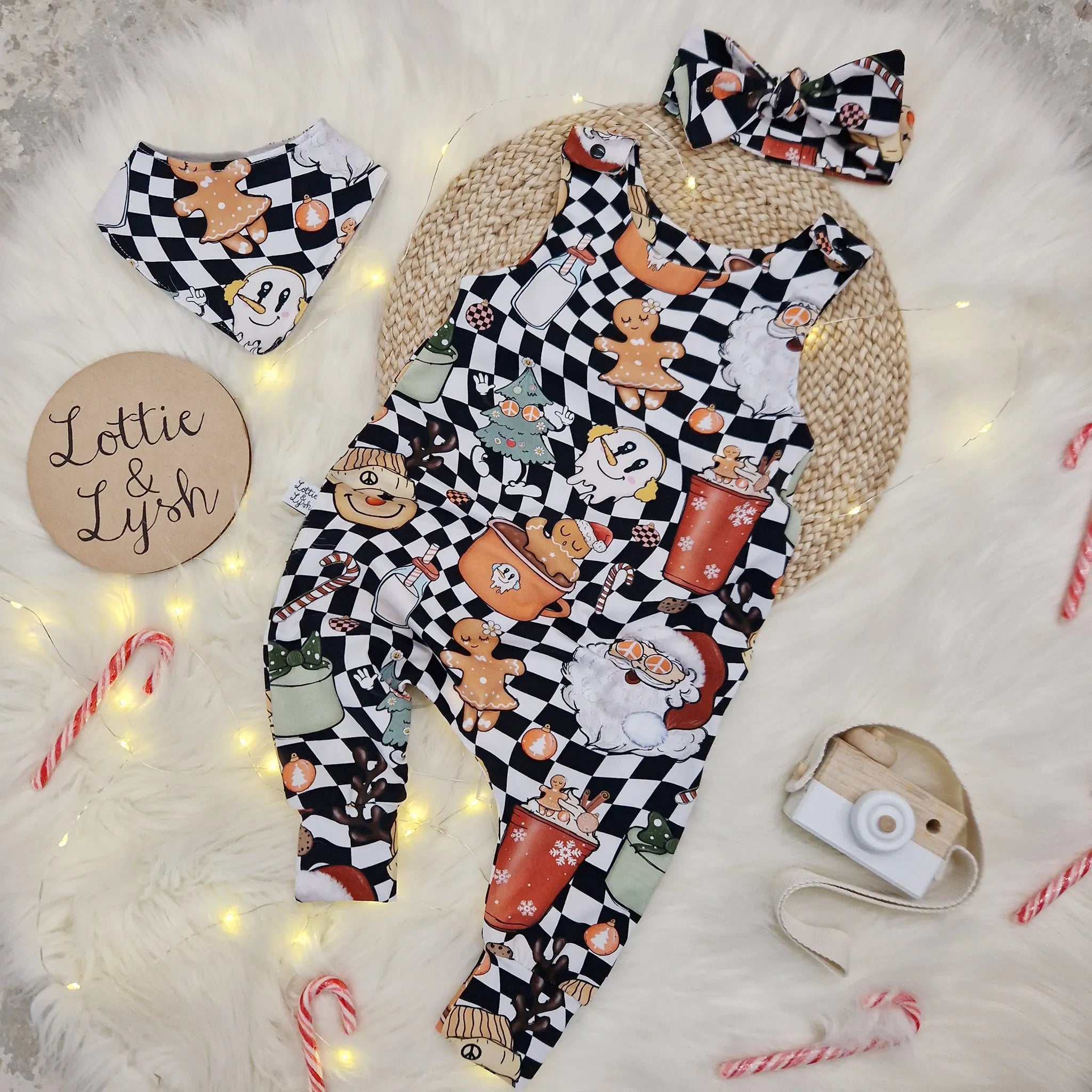 Stylish Hipster Santa Dungarees for Babies & Toddlers (0-6 Years) - Perfect for Christmas Photos, Holiday Parties & Festive Family Gatherings