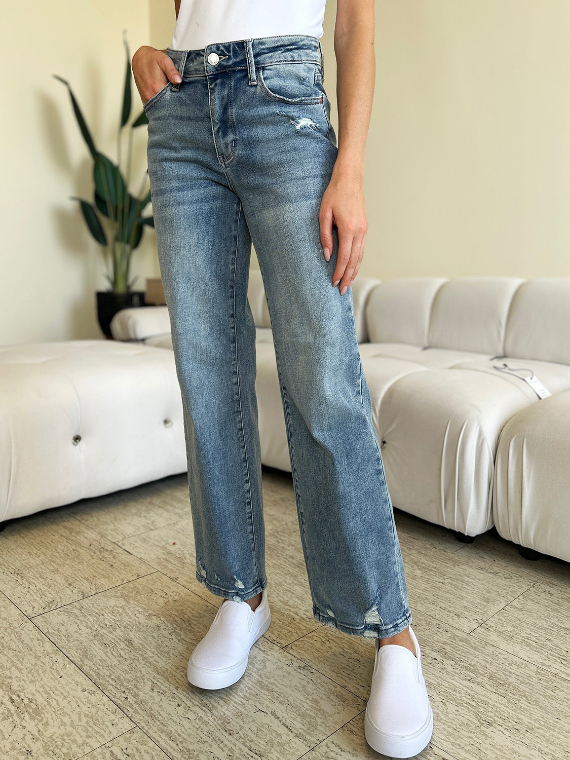 Judy Blue Women's Mid Rise Distressed Straight Leg Jeans - Comfortable Stretch Denim for Casual Wear & Everyday Outfits
