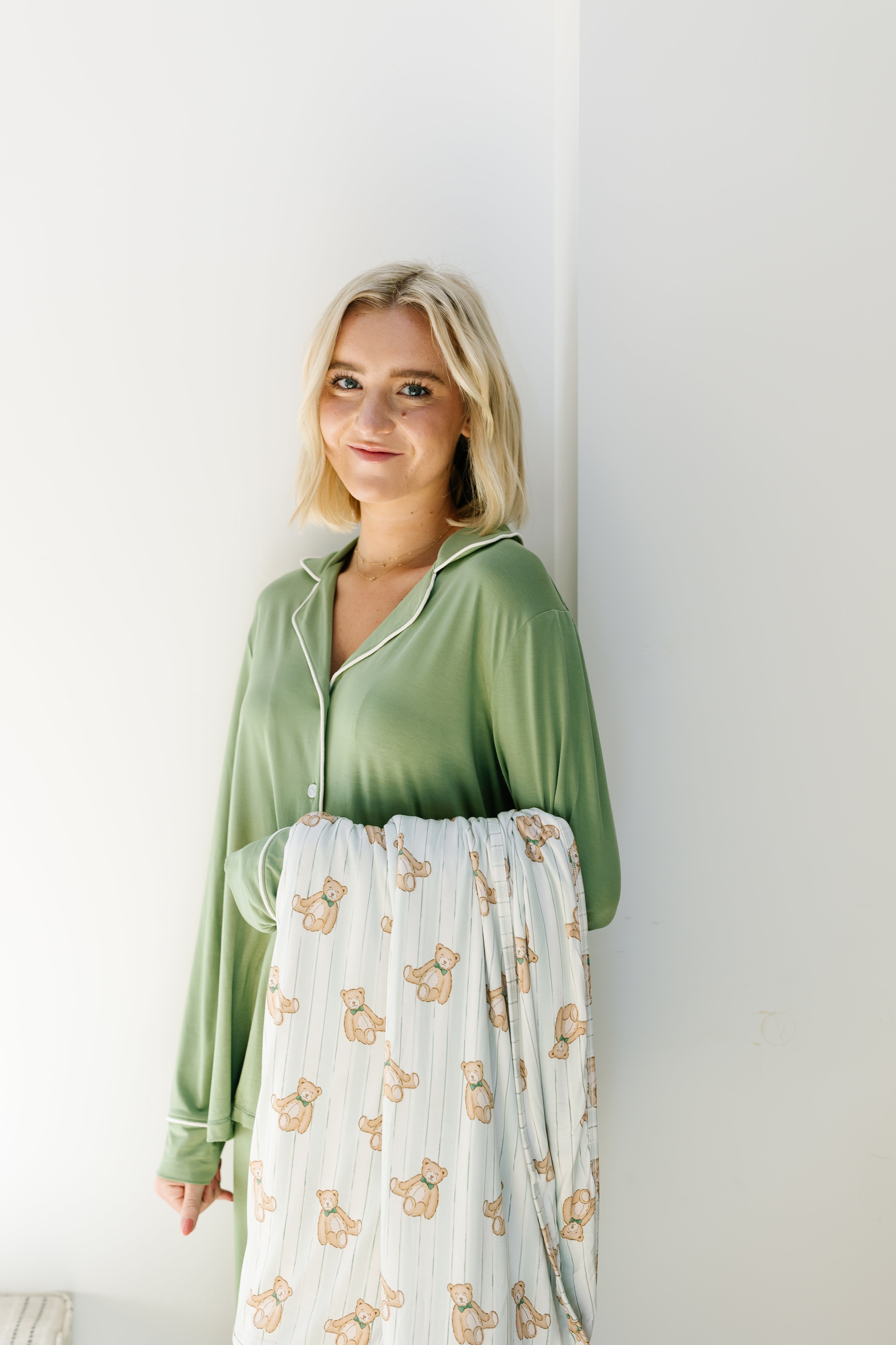 Cozy Tree Farm Pajama Set for Women - Soft Sleepwear & Lounge Wear for Relaxing at Home