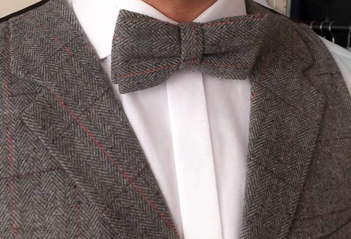 LA Smith Wool Blend Tailored Fit Grey Tweed Waistcoat for Men | Classic Formal Vest for Weddings, Business & Office Wear