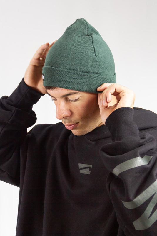 Green Plain Wool Beanie Hat for Men & Women - Soft Warm Winter Knit Cap for Cold Weather, Outdoor Activities & Casual Fashion