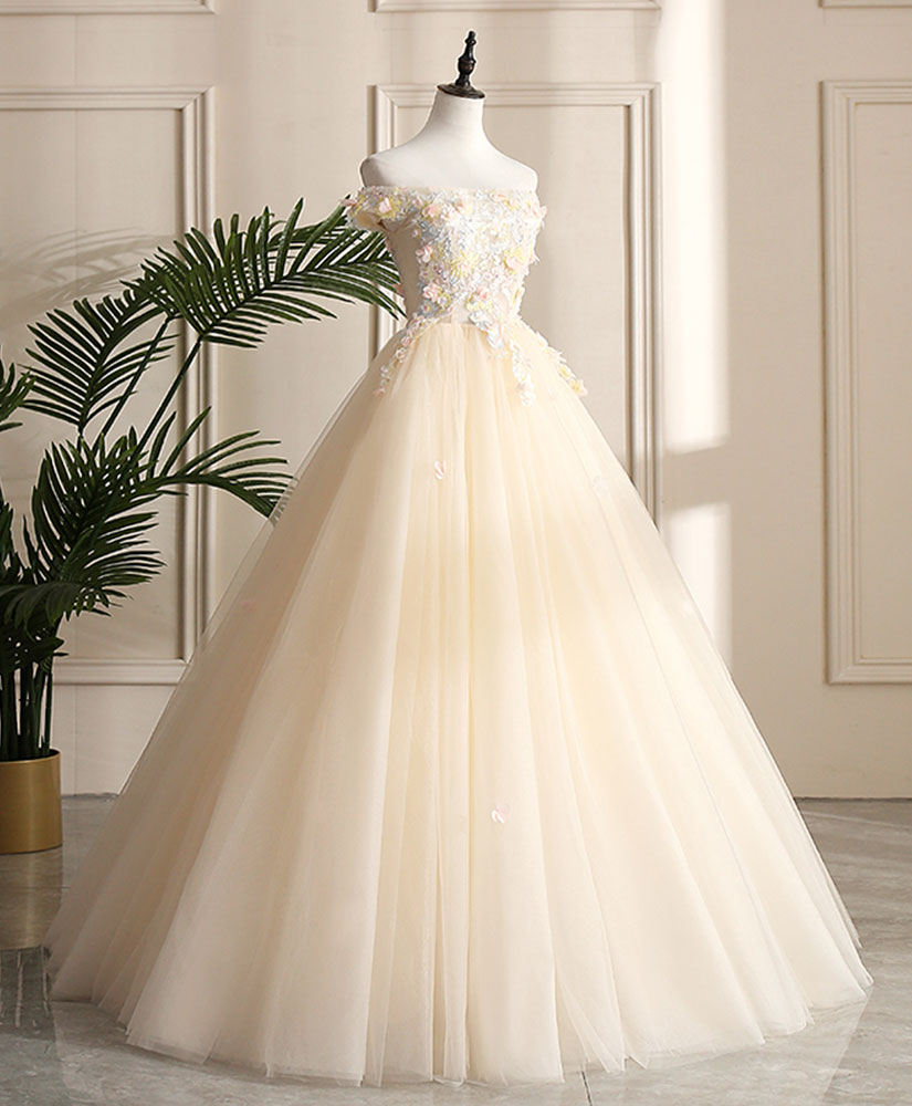 Elegant Champagne Tulle Off-Shoulder Lace Long Prom Dress for Sweet 16, Quinceañera, and Formal Events - Perfect for Homecoming, Wedding Guest, and Evening Parties