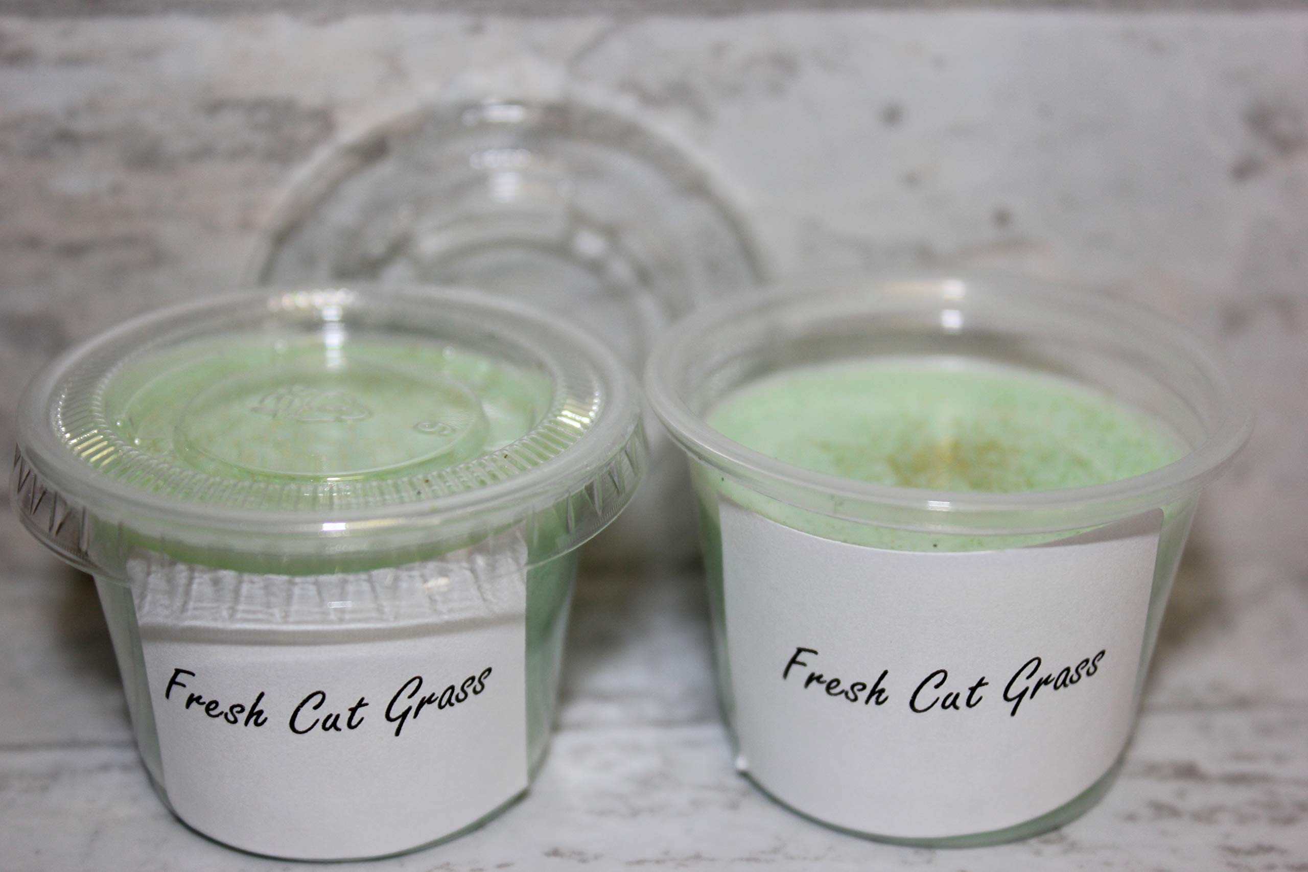 Fresh Cut Grass Scented Soy Wax Melts - Eco-Friendly Aromatherapy Wax Cubes for Home, Office & Relaxation