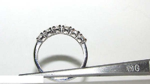 1.00 Carat Round Cut Diamond Band Ring - Modern A+ G/VS Quality for Engagement, Wedding & Anniversary Gifts