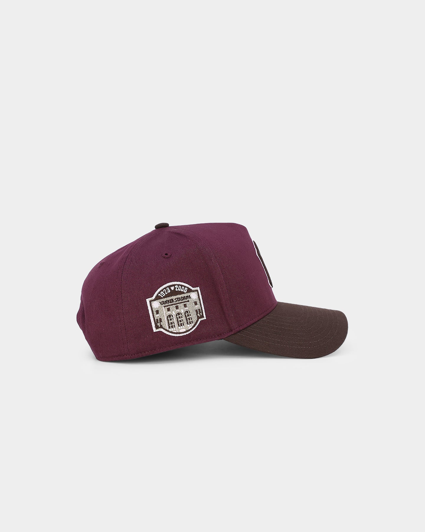 New York Yankees 'Bacon Me Crazy' MVP DT Snapback Hat - Dark Maroon/Brown Adjustable Baseball Cap for Men & Women - Perfect for Sports Games, Casual Wear & Yankees Fans Collection